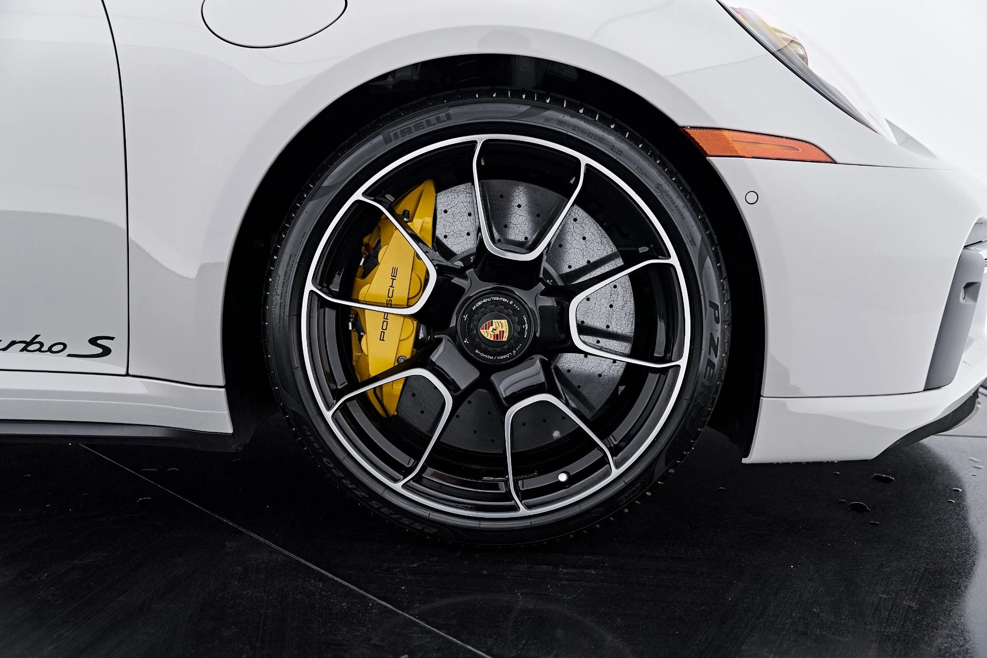 mph040_771112811_Used_2024_Porsche_911_Turbo_S_1790987956_fc6dc74d32