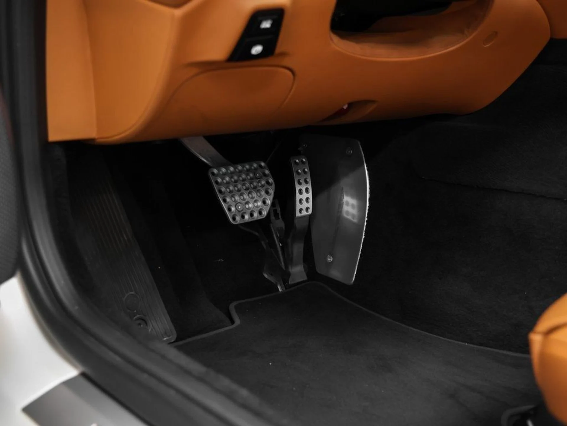 mph040_787093537_41_fe9f850c67