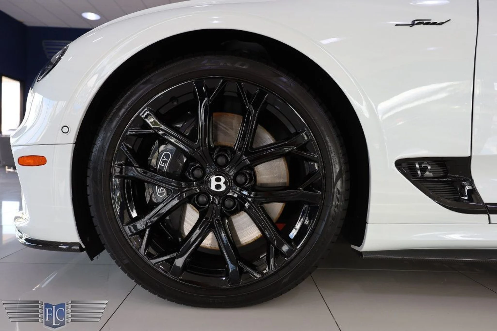 mph040_800500443_used_2024_bentley_continental_gtspeedconvertible_6305_22967933_41_1024_f623d881d2