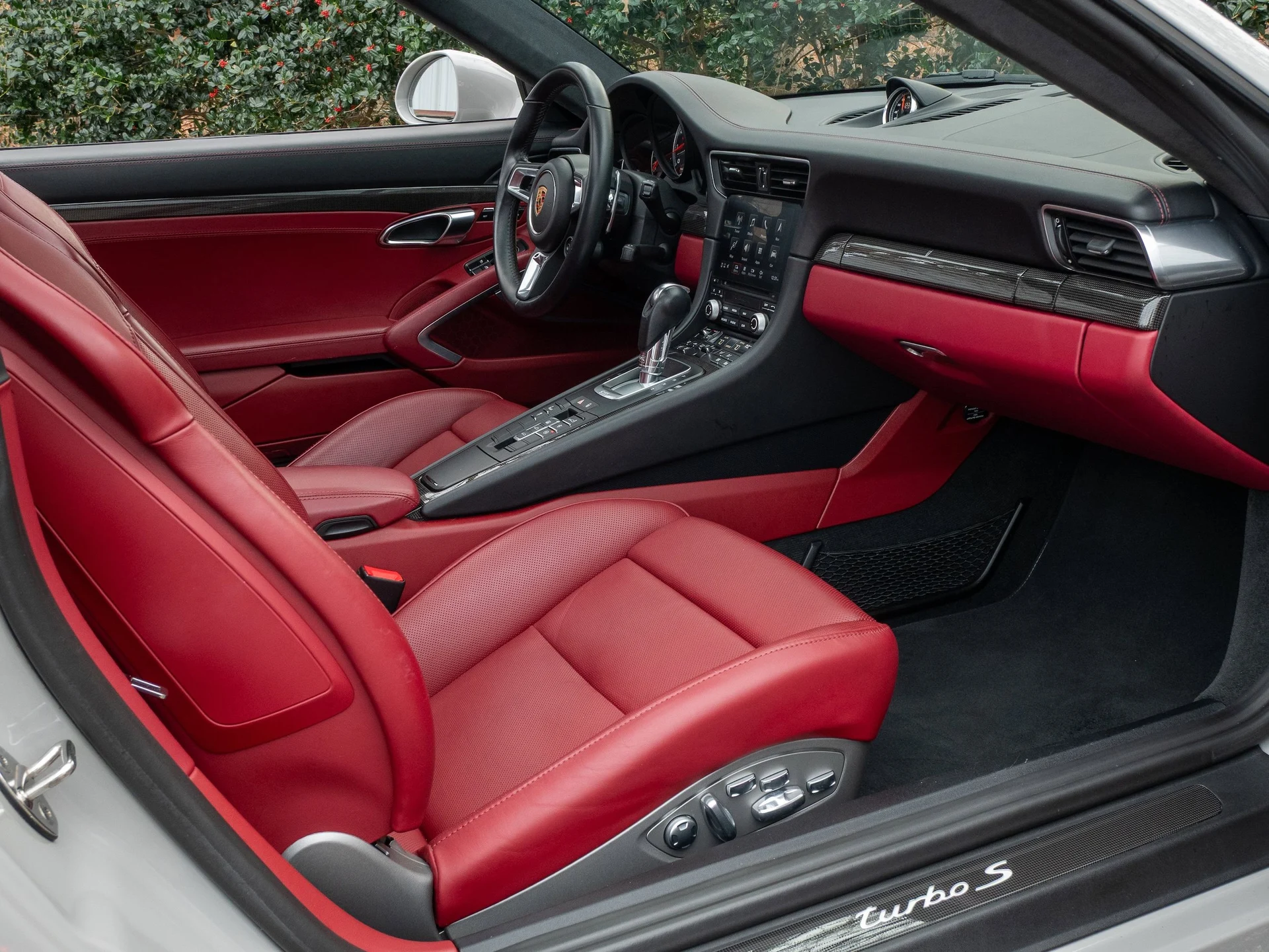 mph040_81542966_e05a8b2b0258f9d4b6a19cde28eb21aax_eacfcb18ab