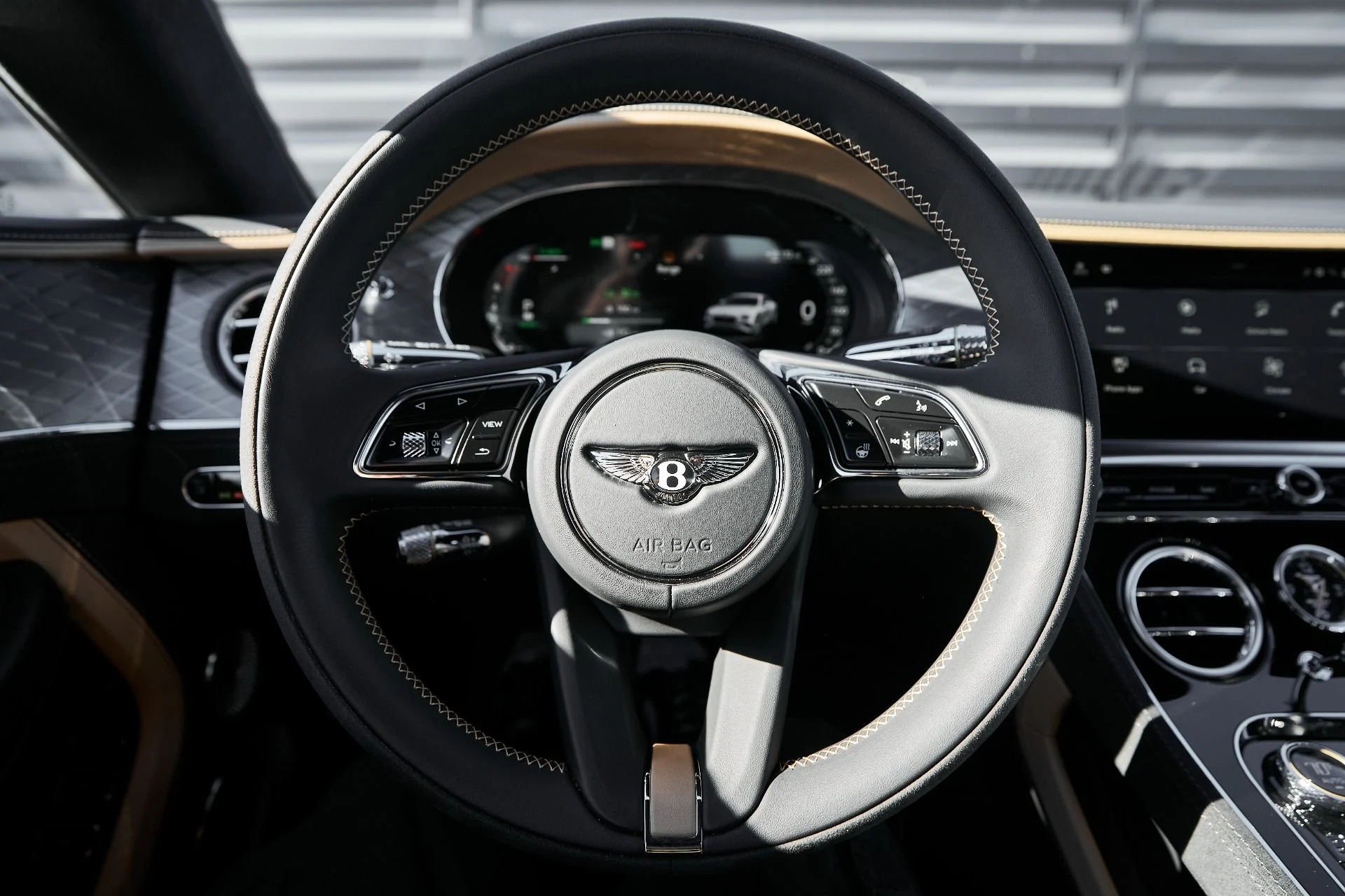 mph040_819493668_Used_2025_Bentley_Continental_GT_Speed_1765227187_aea17709c1