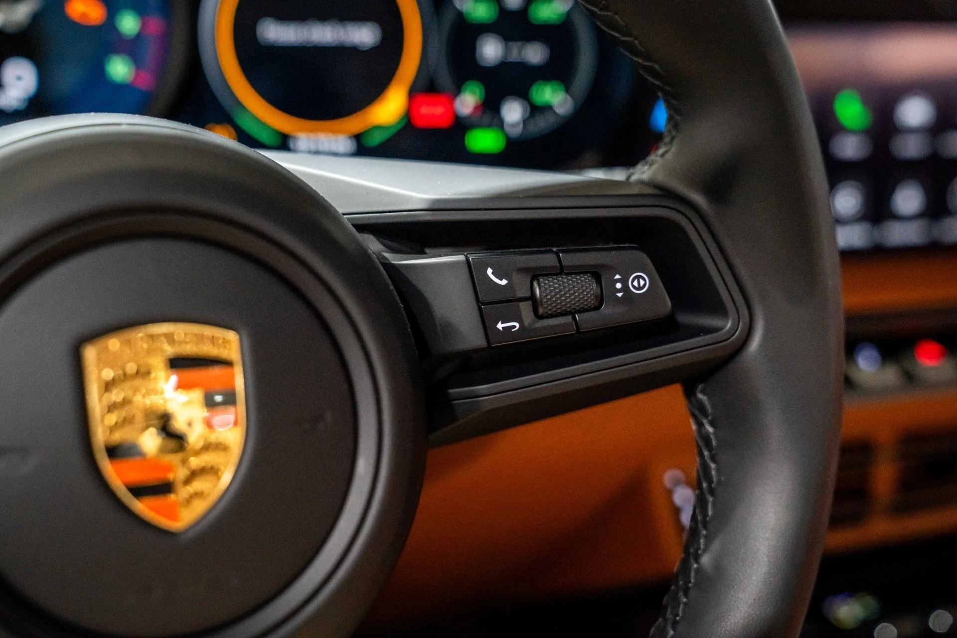 mph040_827423653_Used_2024_Porsche_911_ST_5341963_1766128393_c4f0fcd717