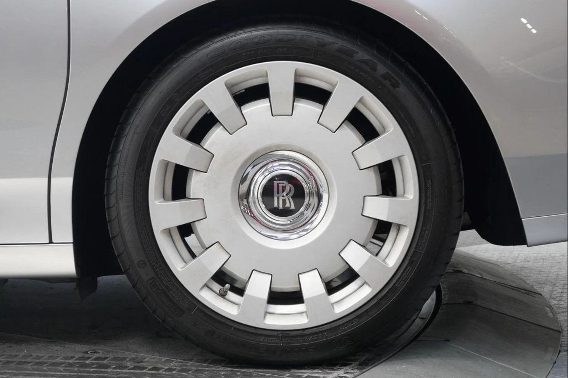 mph040_830471153_Ll_Yg_UQE_0c_X_Svjzr_J_Jh2_Wj1k_JVEA_4ac504af05