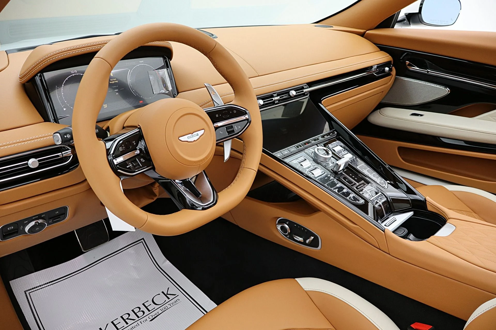 mph040_835311256_New_2026_Aston_Martin_DB_12_Volante_d2d8bb6b0f