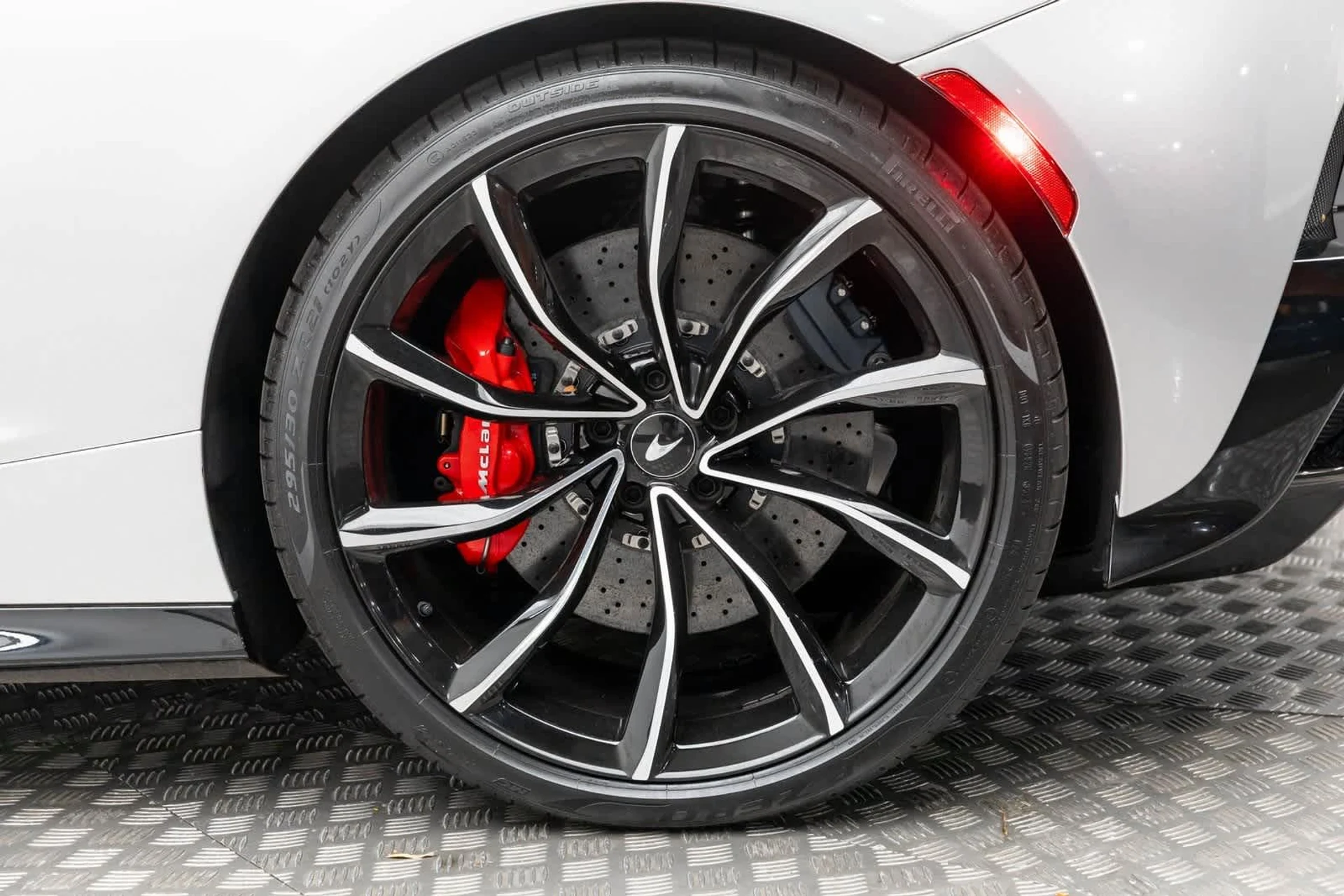 mph040_839420048_41_337b5f31d1