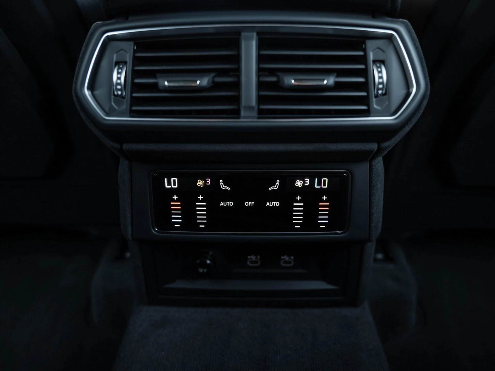 mph040_843274928_1e1d94cc6e09fe6586112f569f3e6289x_275dd7aba7