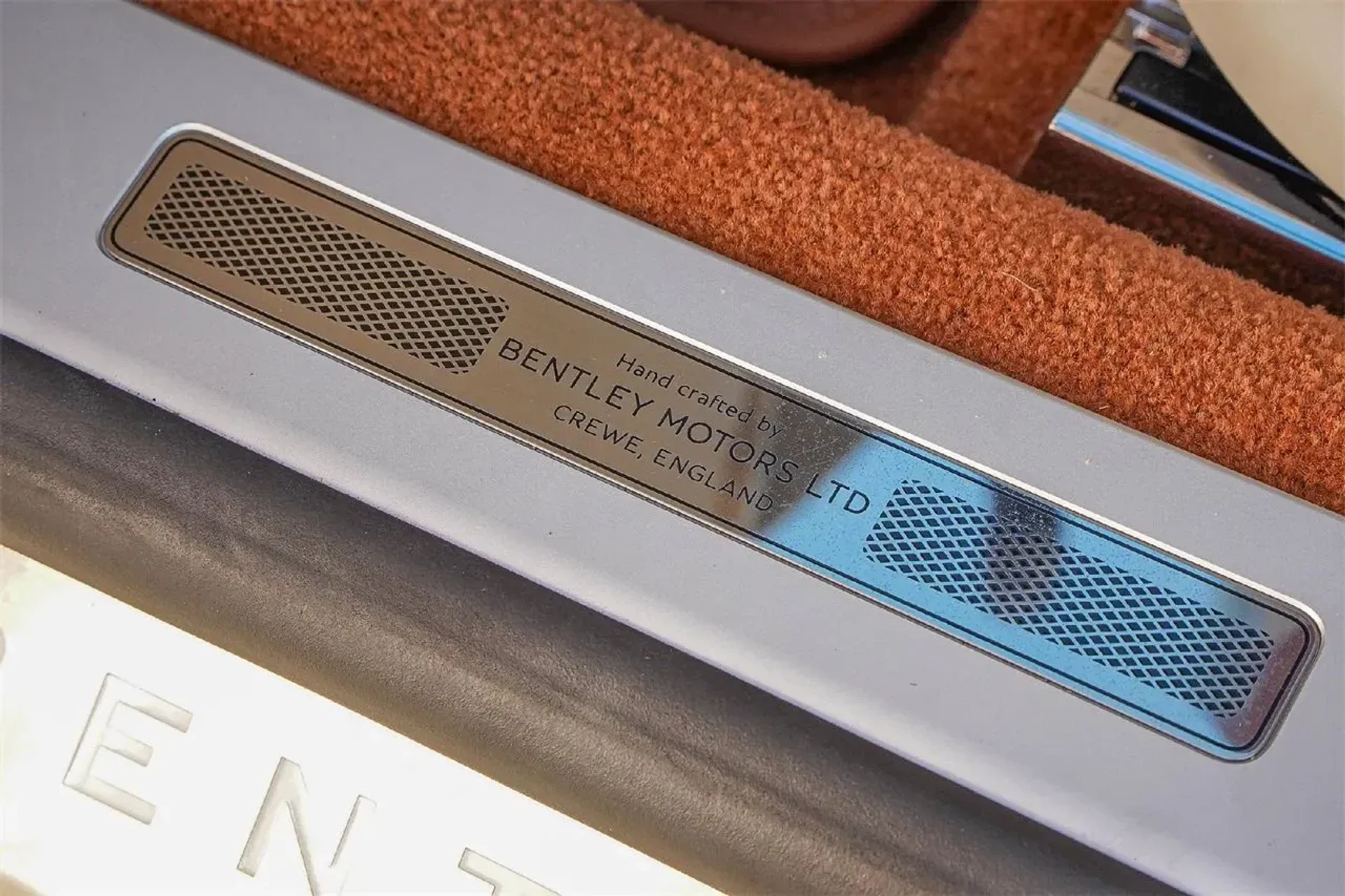 mph040_845673177_8cc94158c7d14d18a6fb22bfd3552288_a2cc287af8