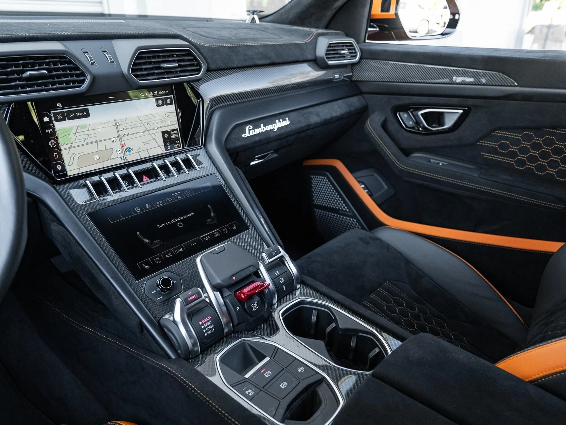 mph040_861647649_Used_2023_Lamborghini_Urus_Performante_1763068043_02c24877b8