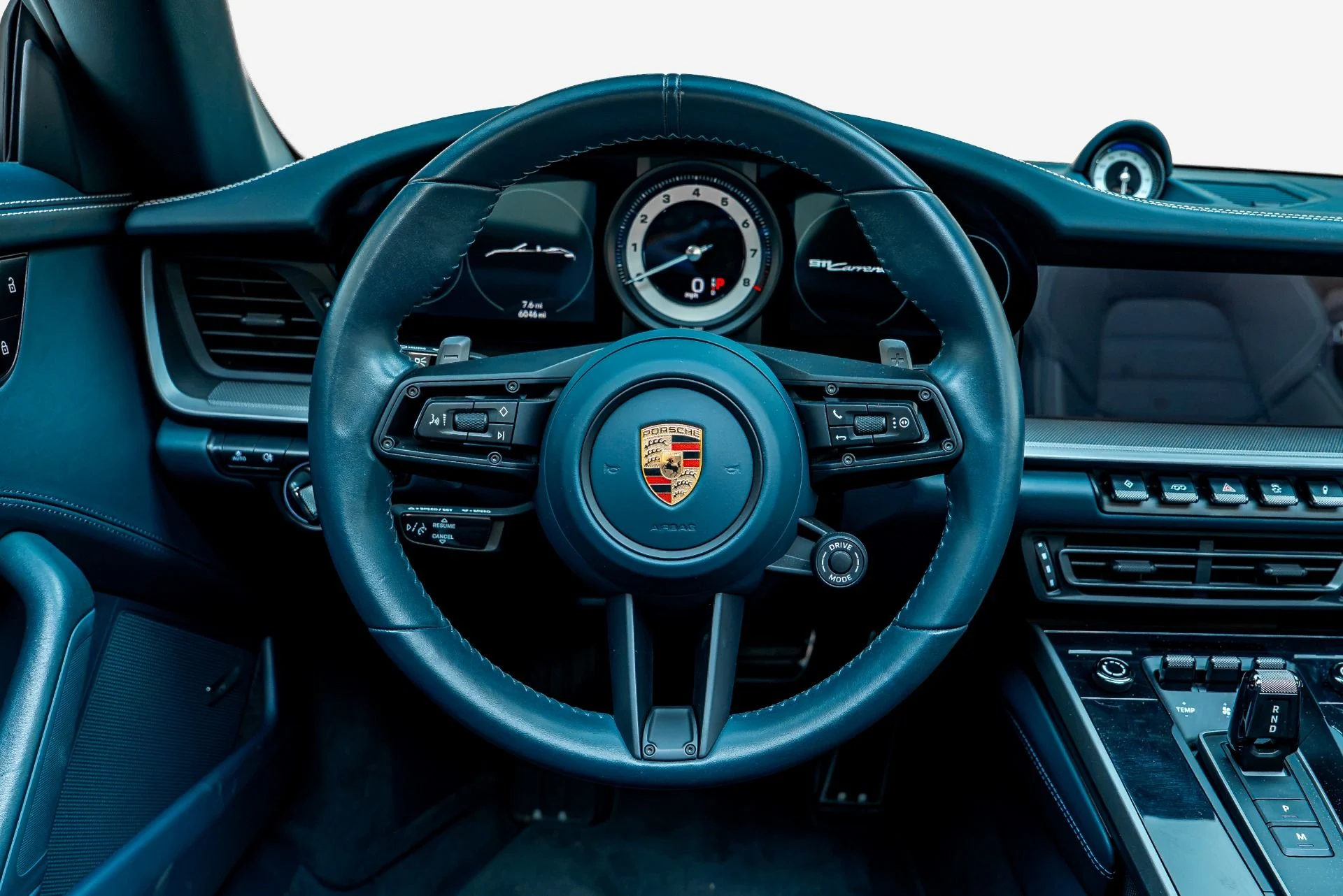 mph040_866733856_Used_2024_Porsche_911_Carrera_4_1789493879_910bc765a8