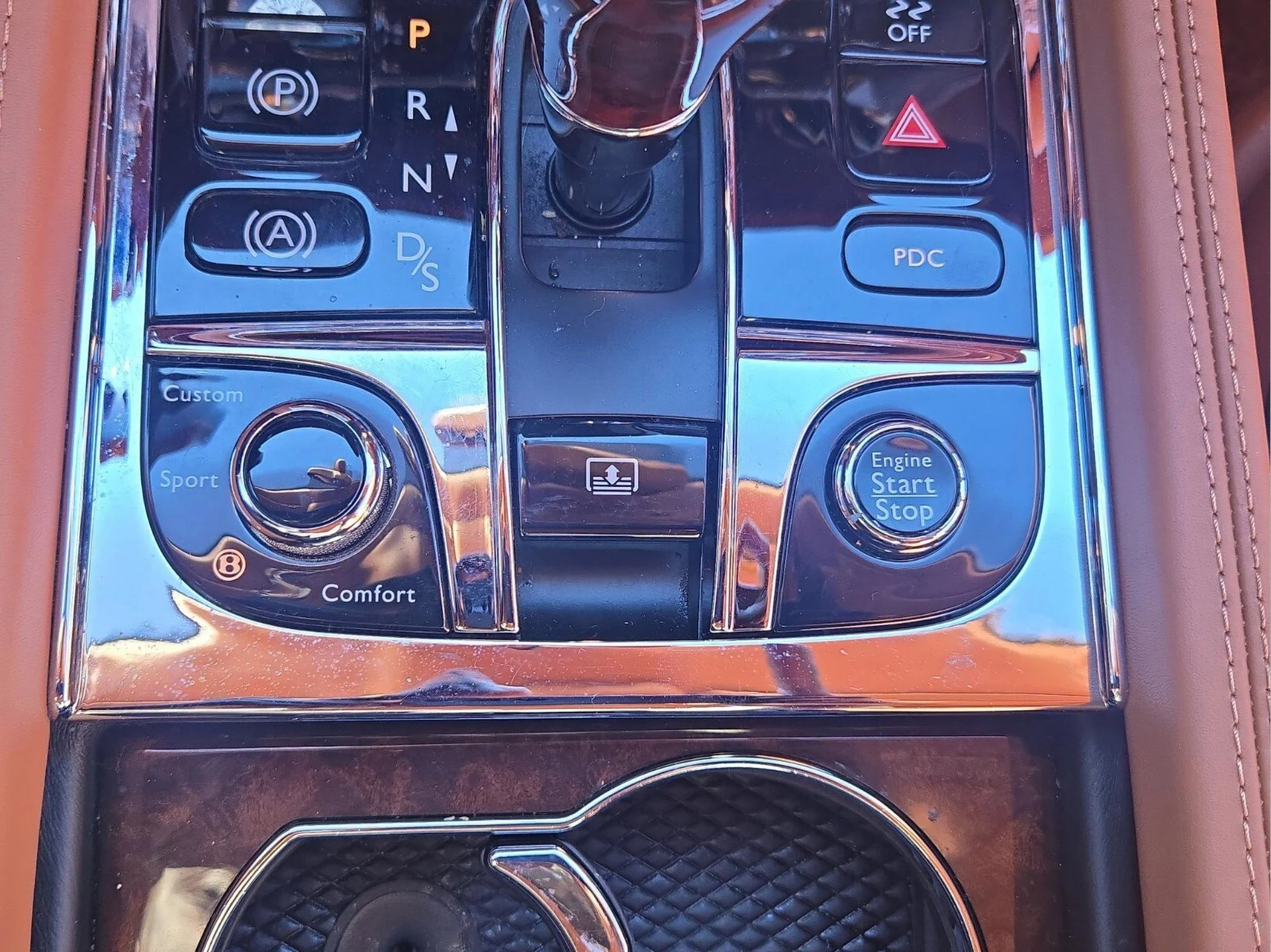 mph040_869837826_5e6de0607b4774d66f9eb3377a0d7843x_c83ff9f7b1