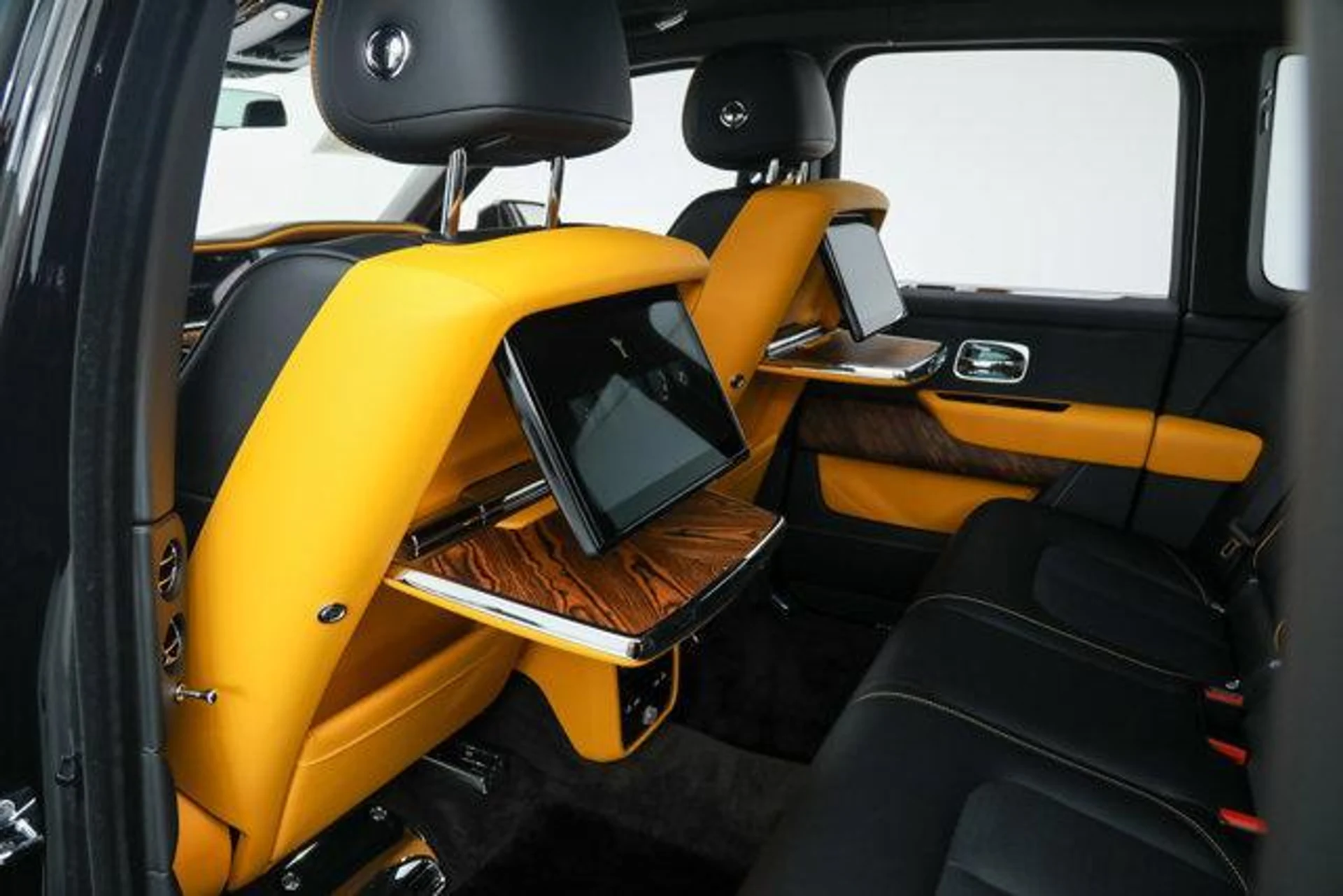 mph040_879731059_W_Bk_Gk57js_Uz_FCF_6_F_Zozh_Xn_M_Ki4_076a62de46