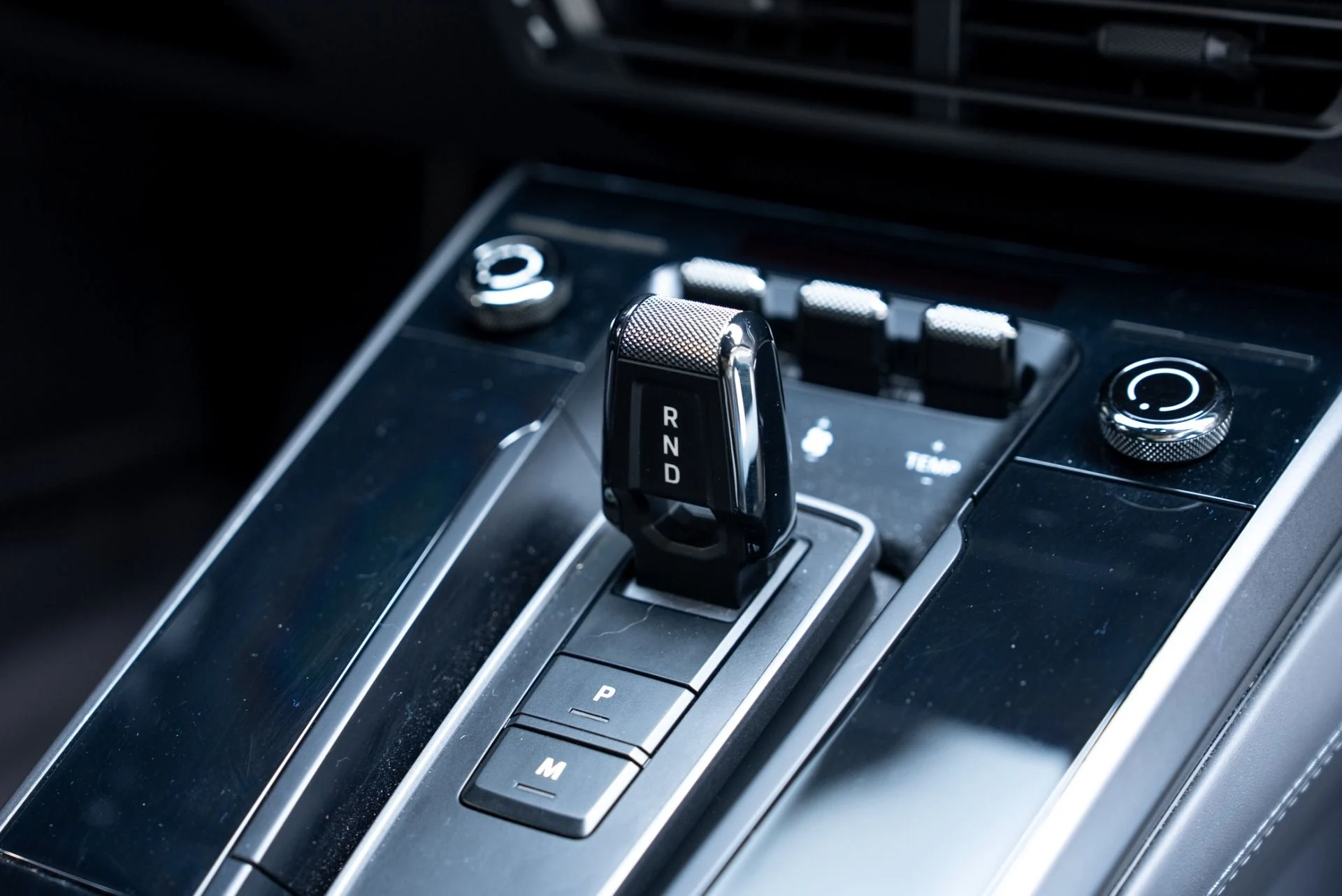 mph040_896246289_Used_2020_Porsche_911_Carrera_1769107177_6416cba0f9