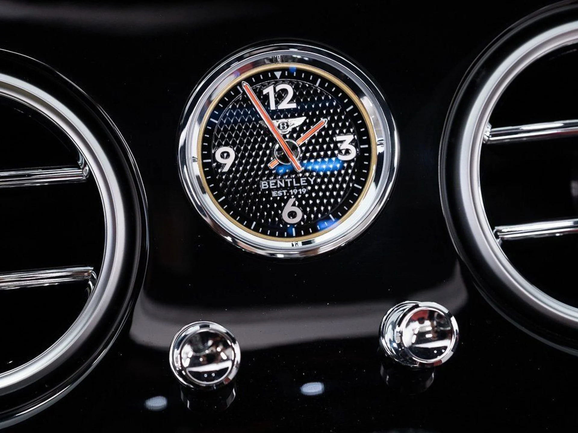 mph040_899002107_e99bdceecf39ce49292a827c3eaee1c3_2e5d587731