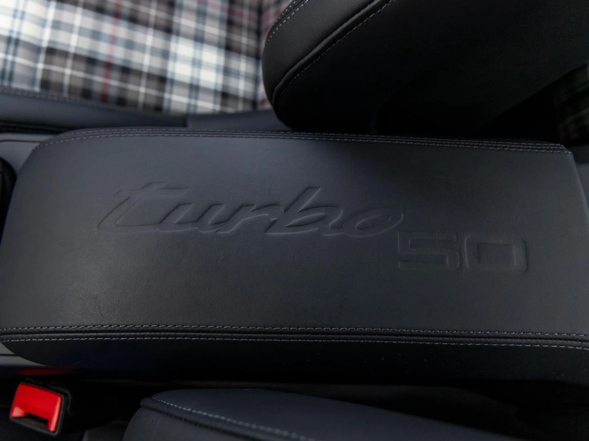 mph040_903906749_41_1c52c58f23