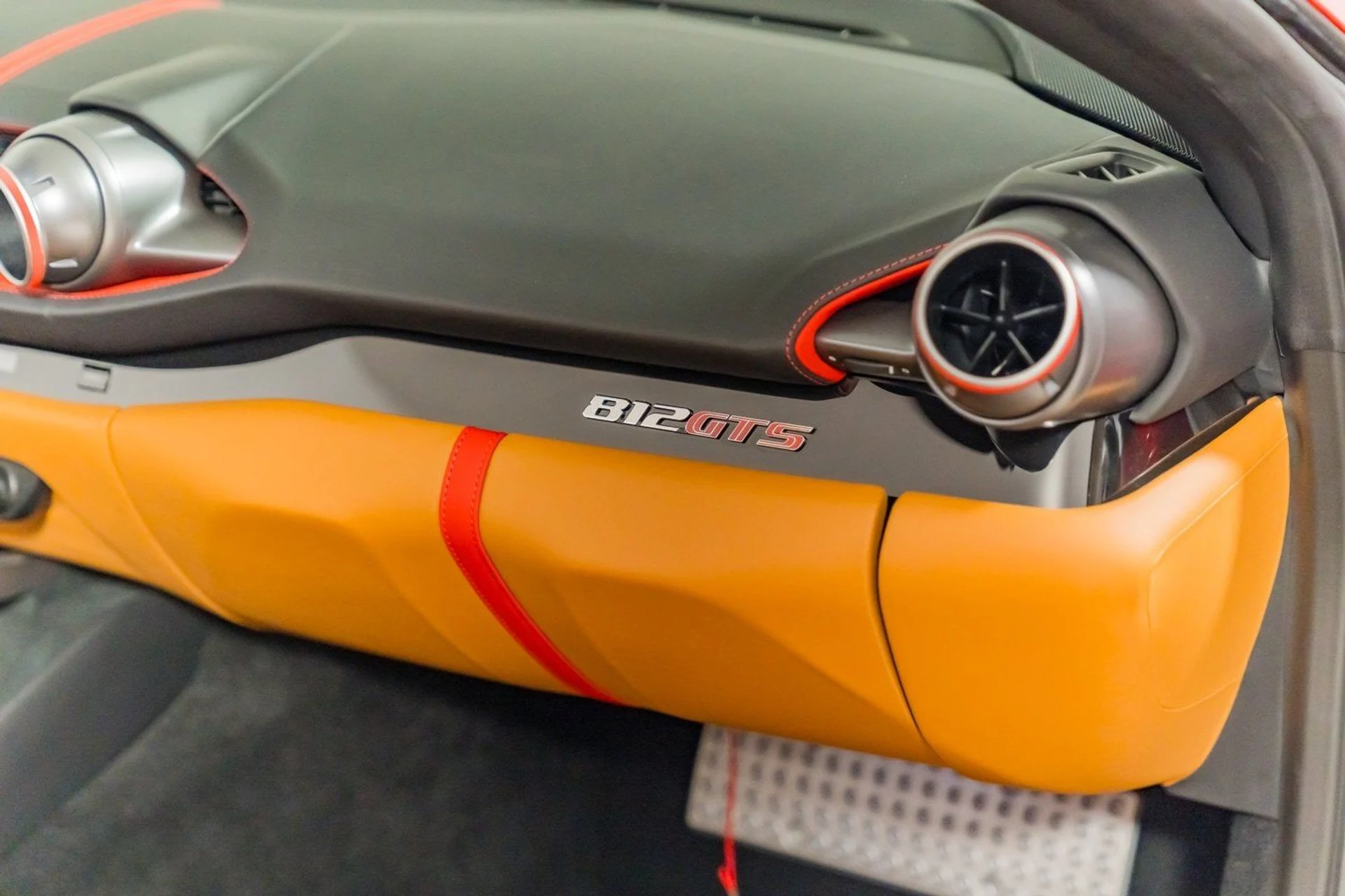 mph040_908074067_f81ae162d81948ff8d92d9fe9bb25cae_1747e7dfab