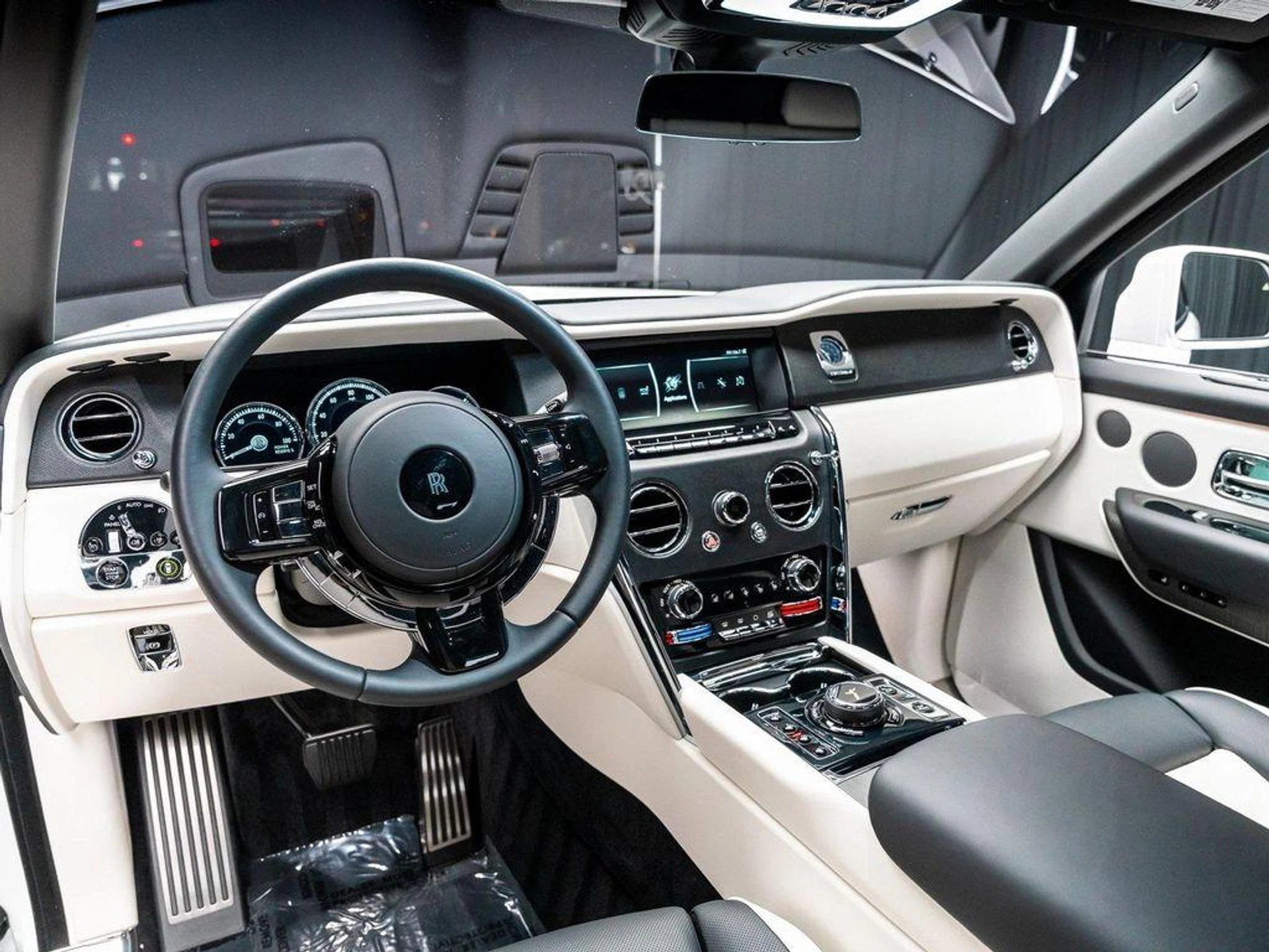 mph040_915059197_q_O_Zk_Zc04h_Tcw_T6f_RI_Y38_Rf_Z_Id_U_5f61e7a7b9