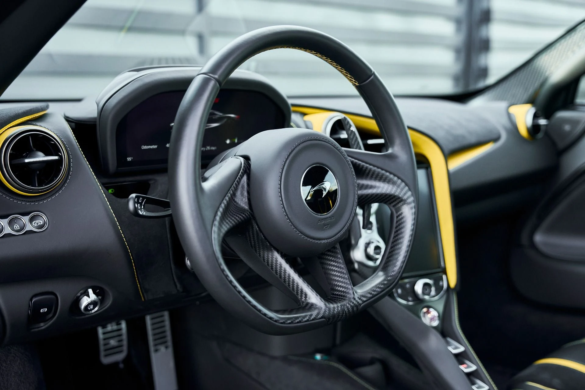 mph040_921958874_Used_2021_Mc_Laren_720_S_1767401858_d2ca8d38c9