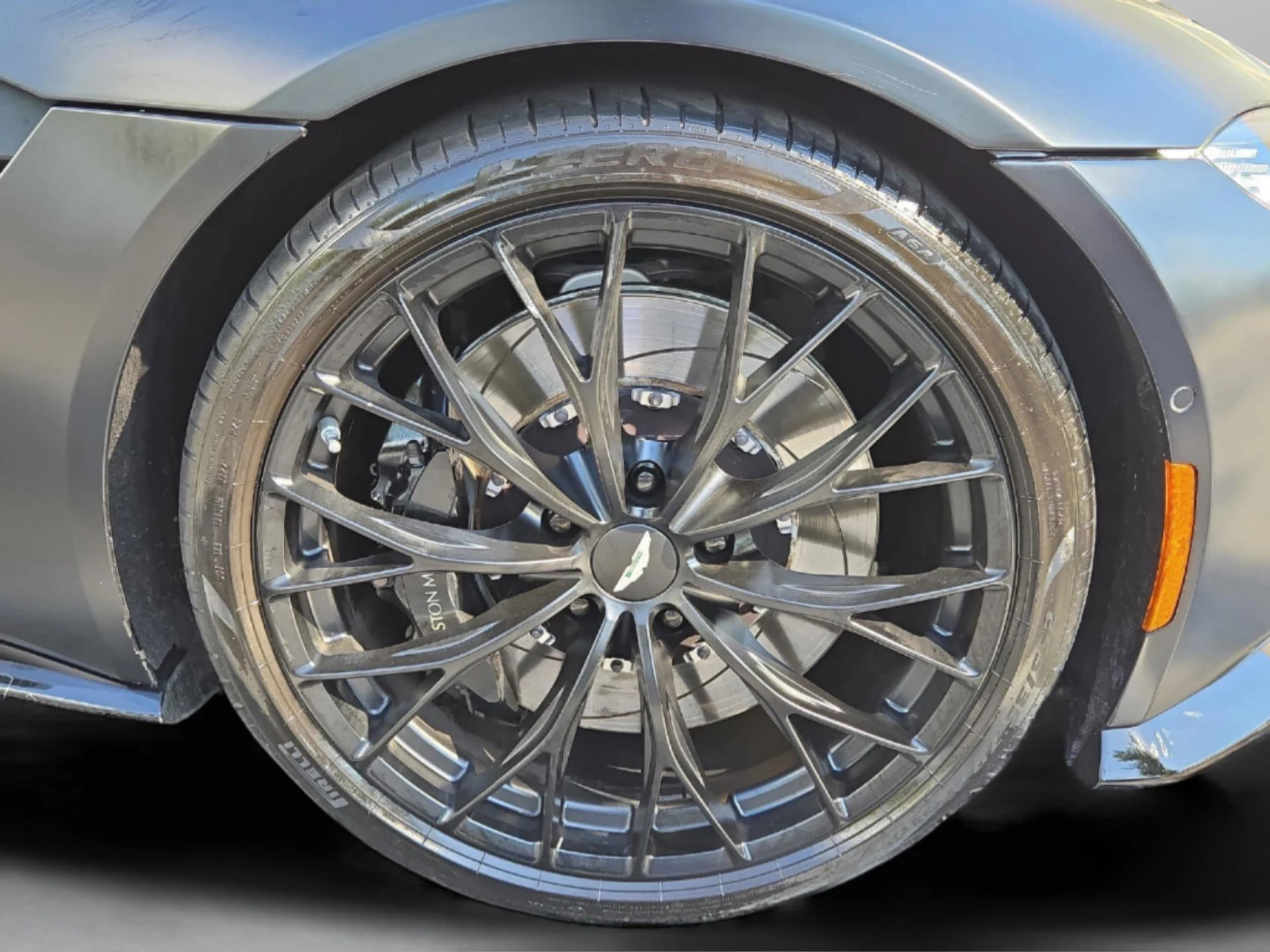 mph040_928364663_d8d0b6ffc918263cc8152d0a9fdba3c1x_d1f9e3dc7c