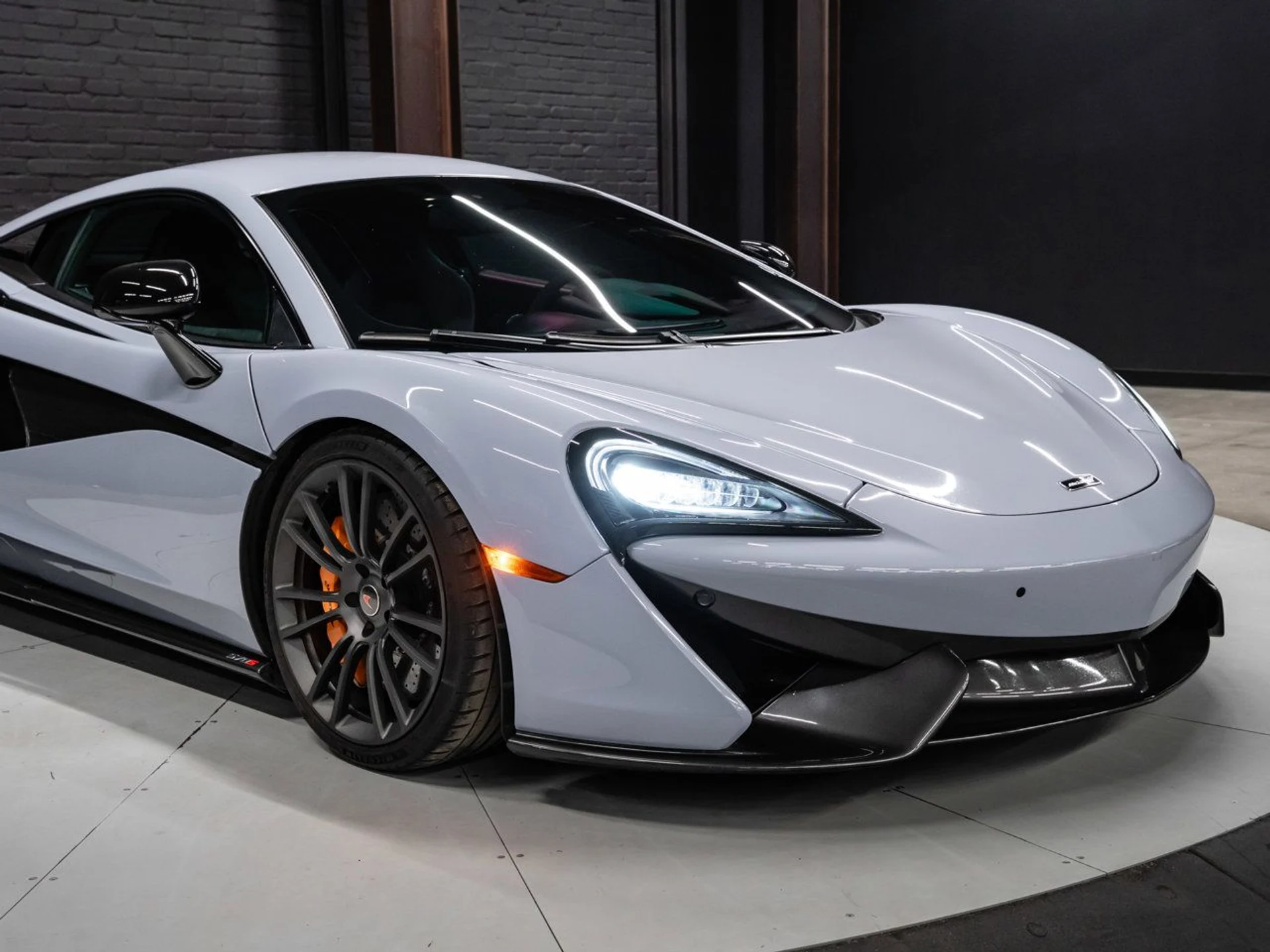 mph040_933952600_mclaren_570s_2017_b4f7ee0523