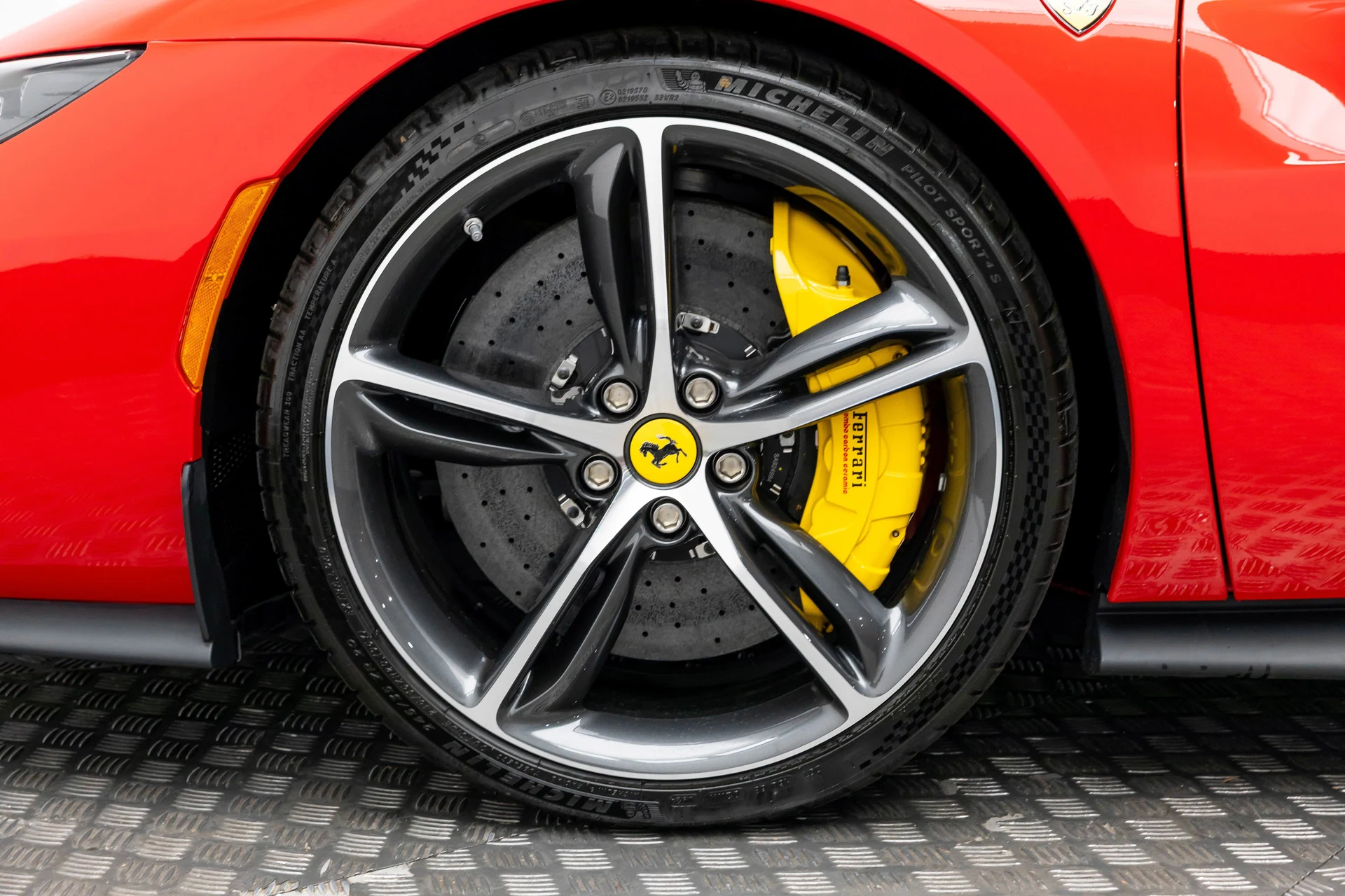 mph040_944466234_8414086976804a7eadbd3ff5a5905836_ae85d410fb