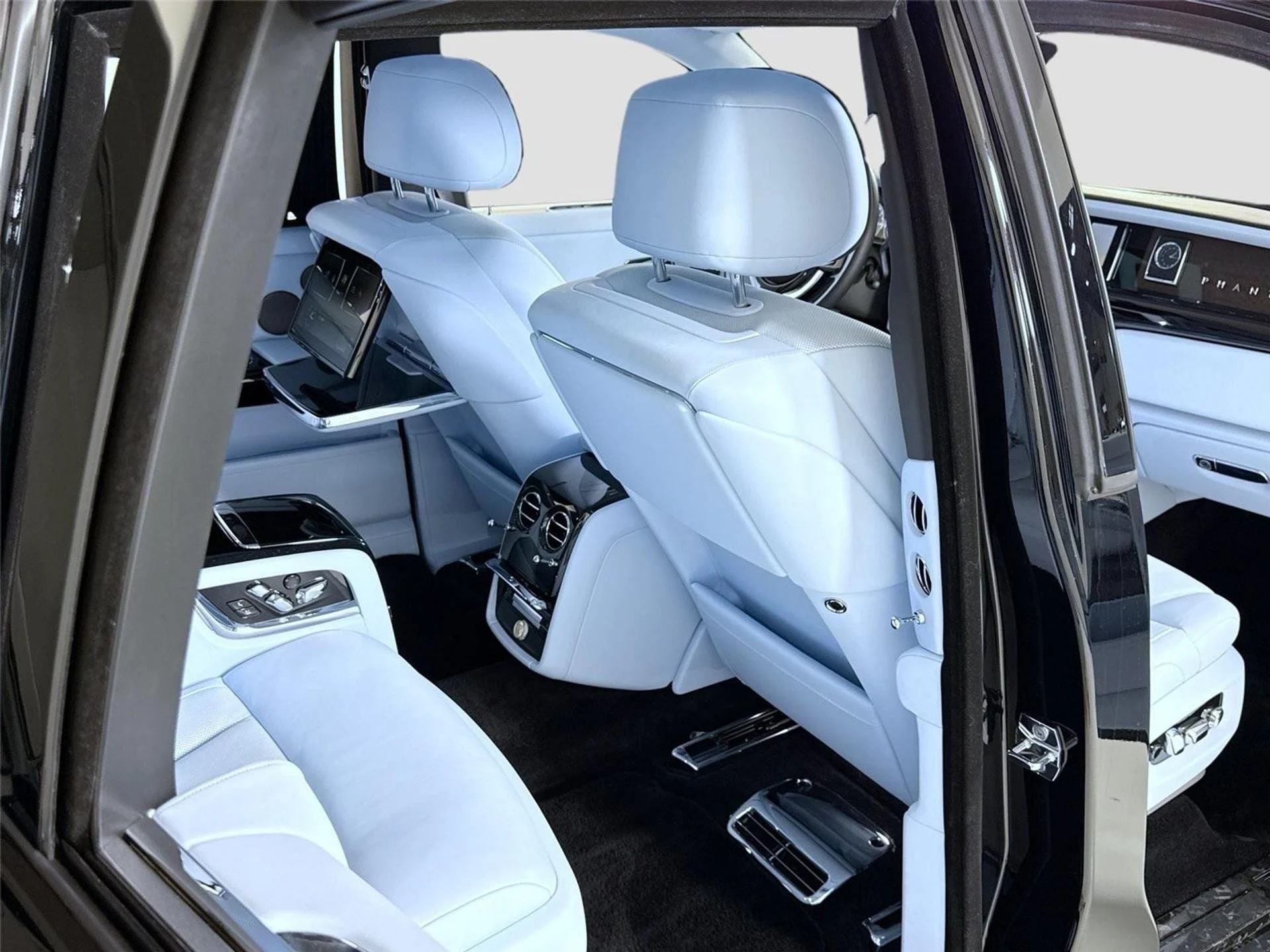 mph040_945172163_cd9b32ca04e4c6ced6b31b915859fd3c_e268860a0d