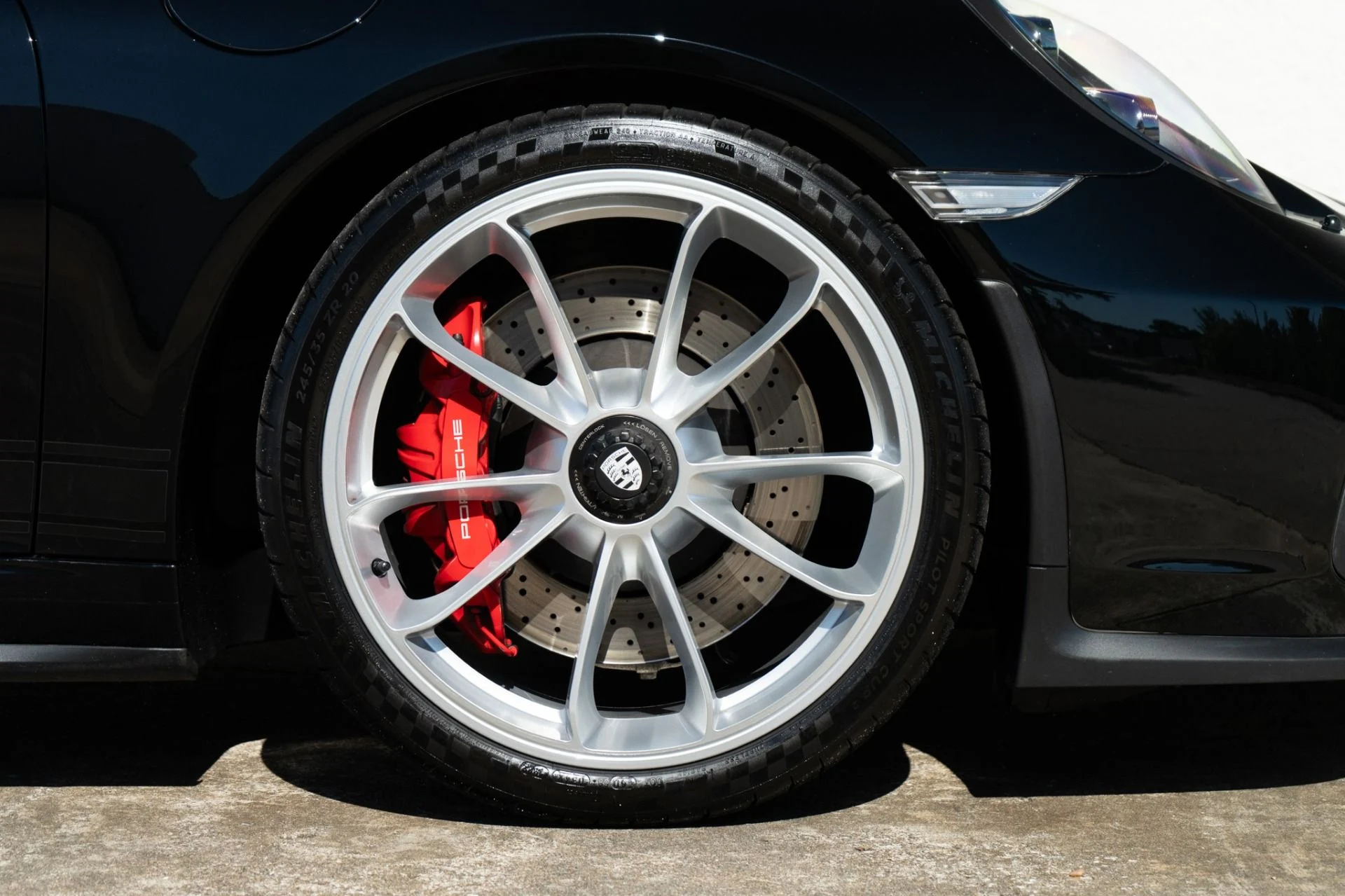 mph040_947244293_Used_2018_Porsche_911_GT_3_Touring_1787008585_ee97358b77
