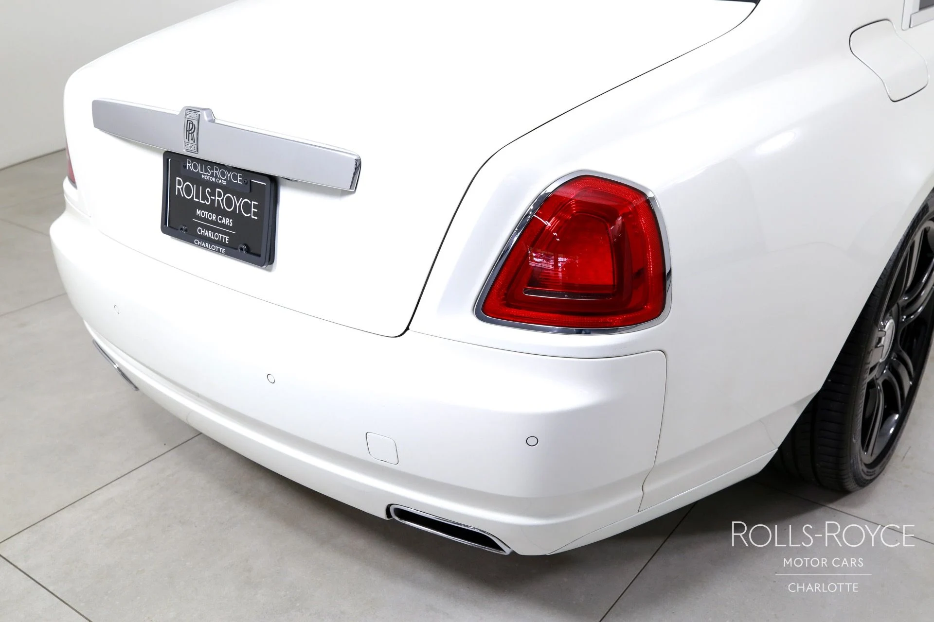 mph040_95415525_Used_2012_Rolls_Royce_Ghost_1754583804_62a2f3e0e6