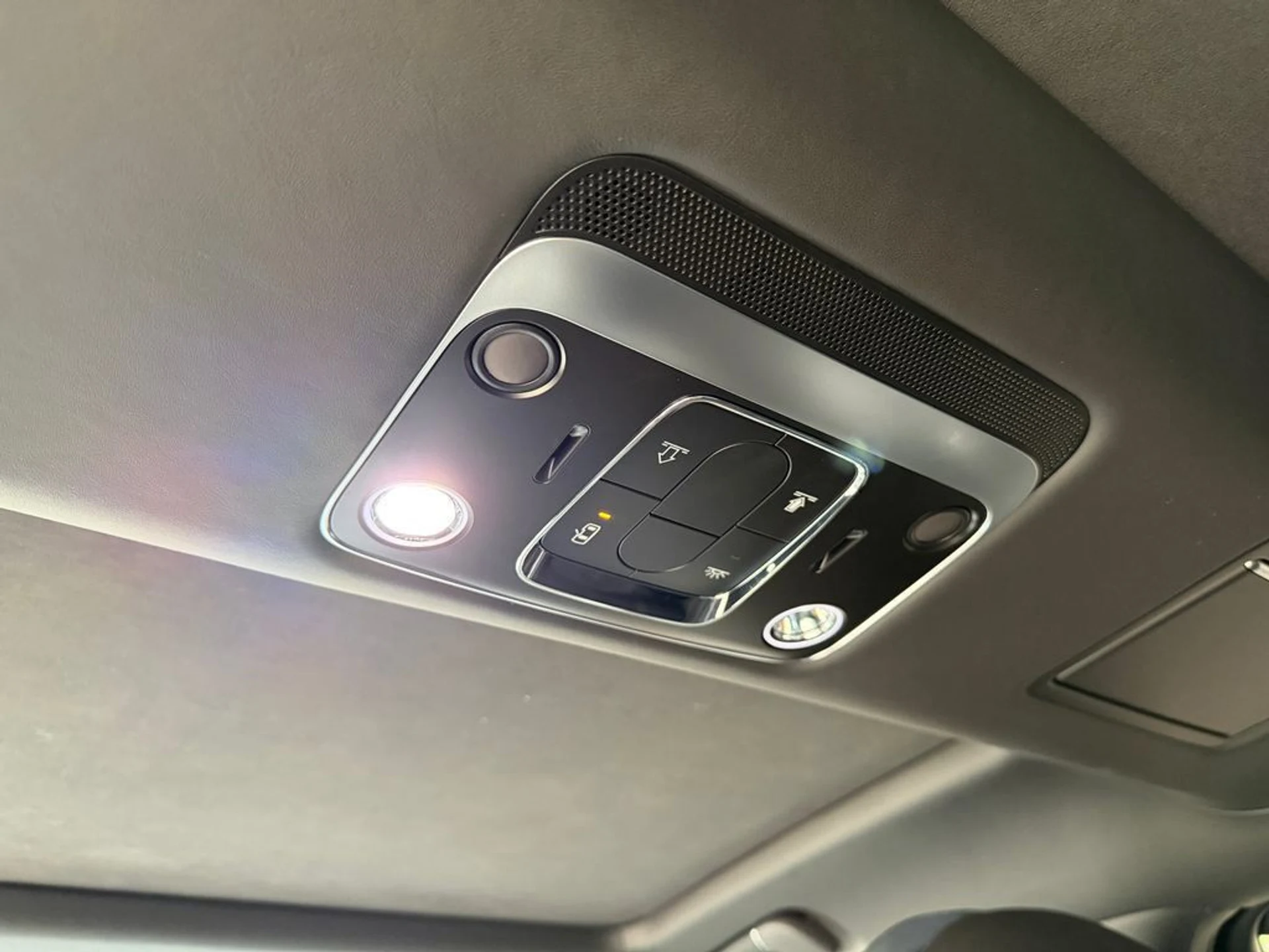 mph040_956879174_625e454ba254489f8303325af5ffbb91_45ef26054c