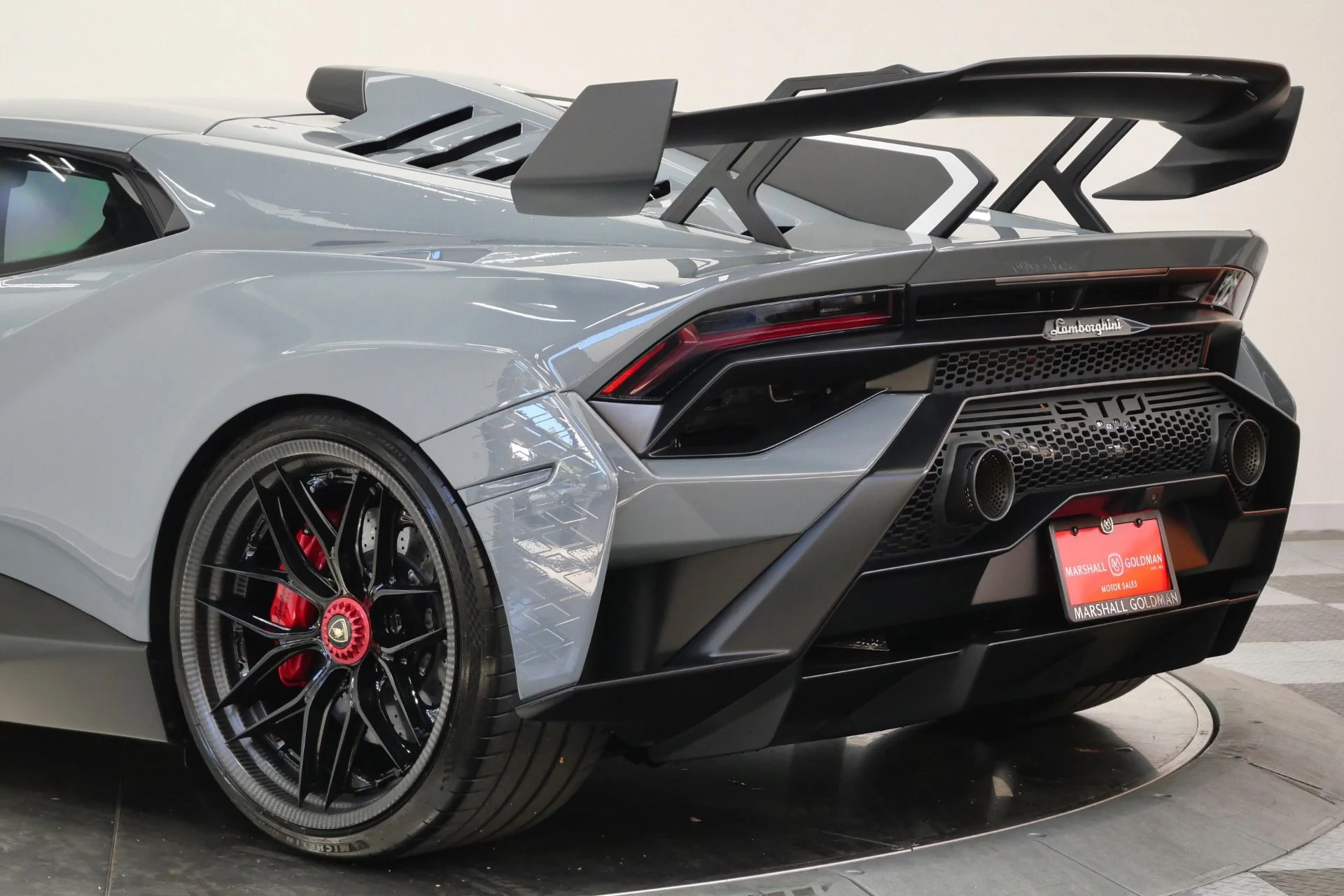 mph040_97190152_Used_2022_Lamborghini_Huracan_STO_VF_Supercharger_HRE_Carbon_Fiber_Wheels_1784928599_ee71637041