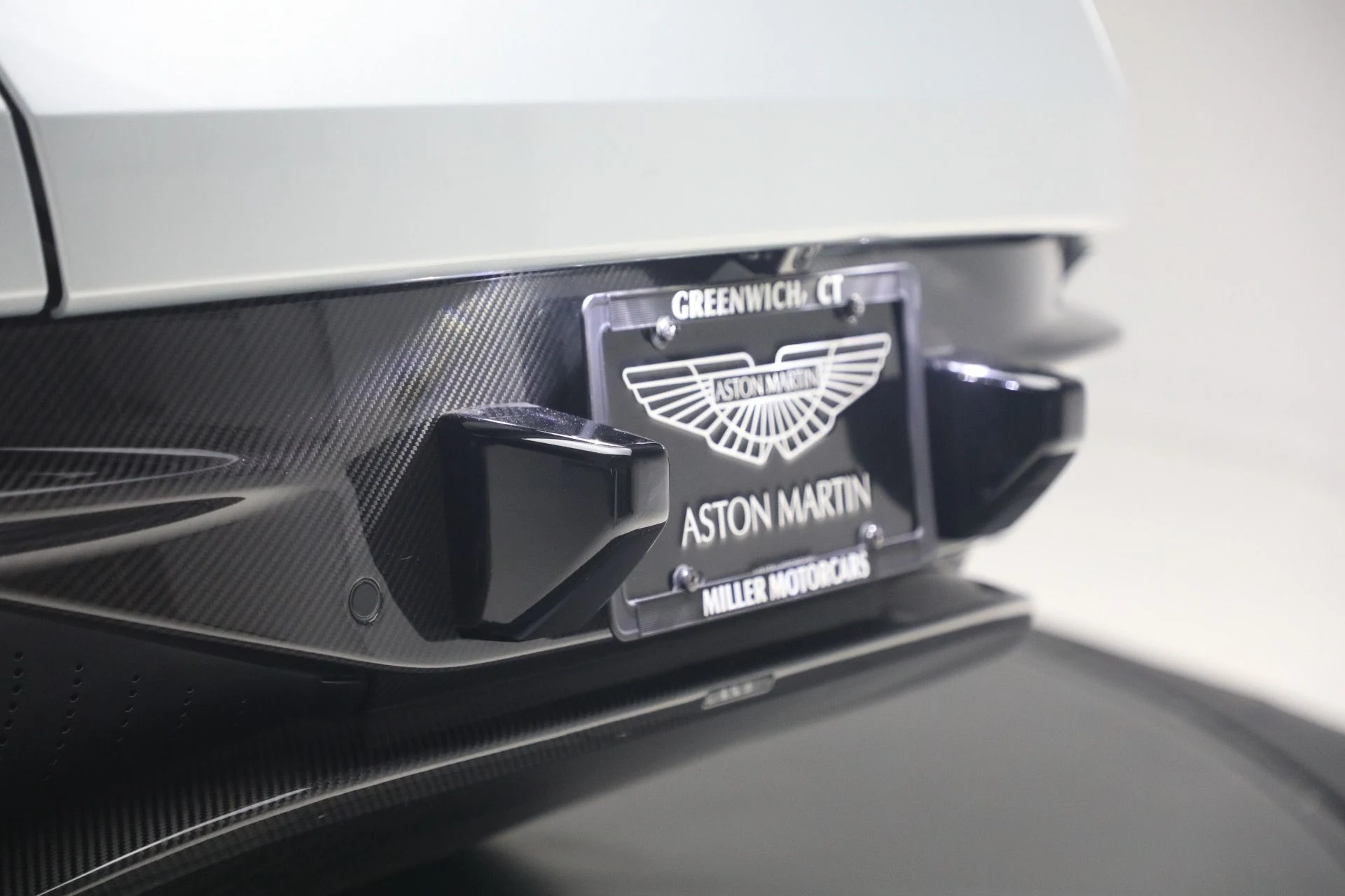 mph040_991976347_Used_2019_Aston_Martin_DB_11_Volante_1781362325_3dbcf219f4