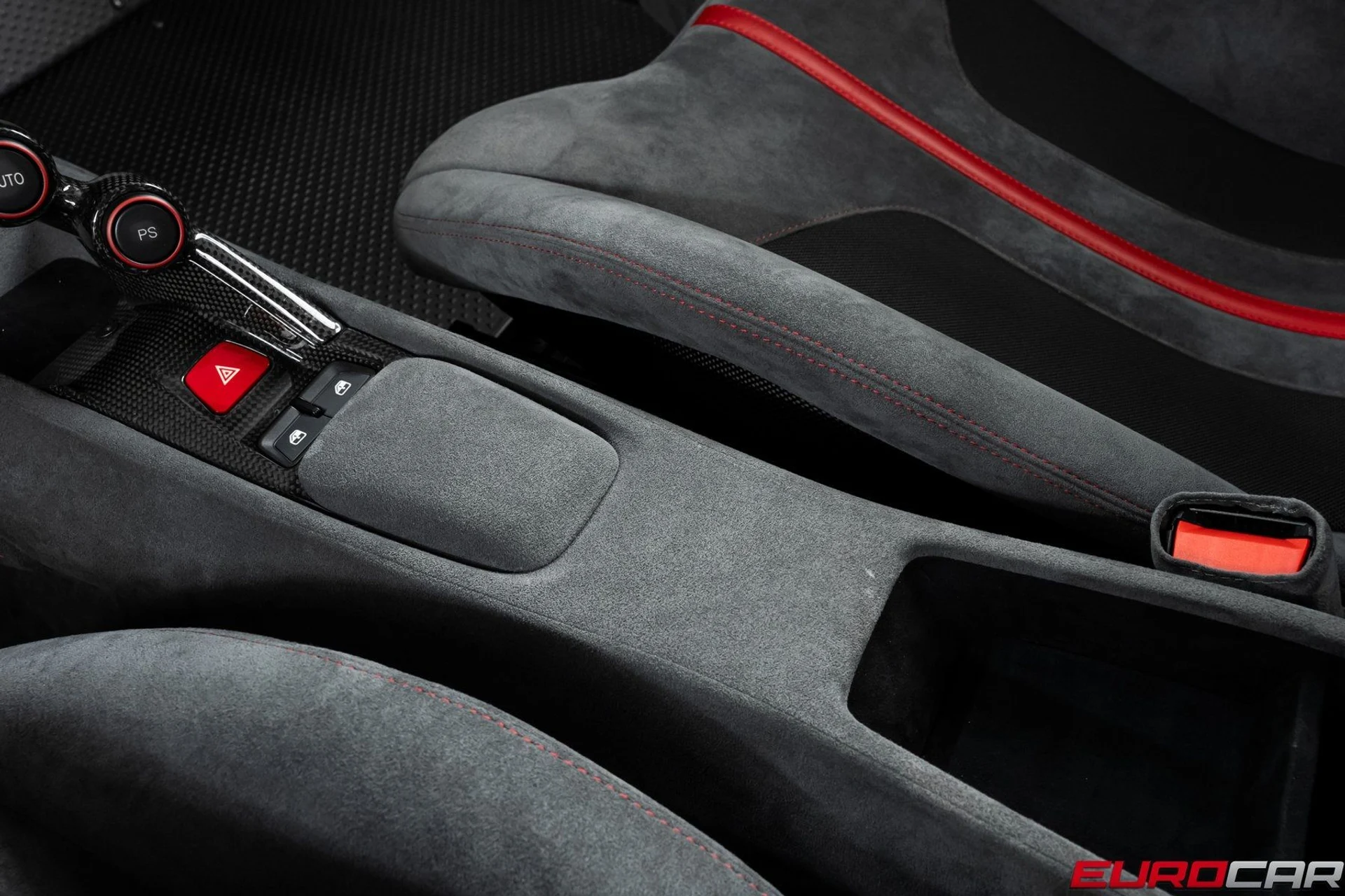 mph040_992025210_image_41_ddf88d9fa0