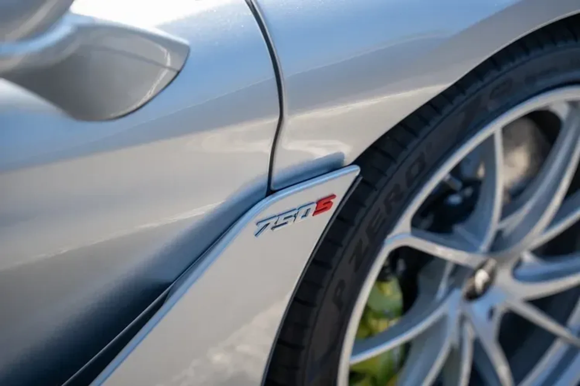 mph040_993609323_Qb_IX_Rb_T_Ul_D5_VD_Asw_med_643d306f81