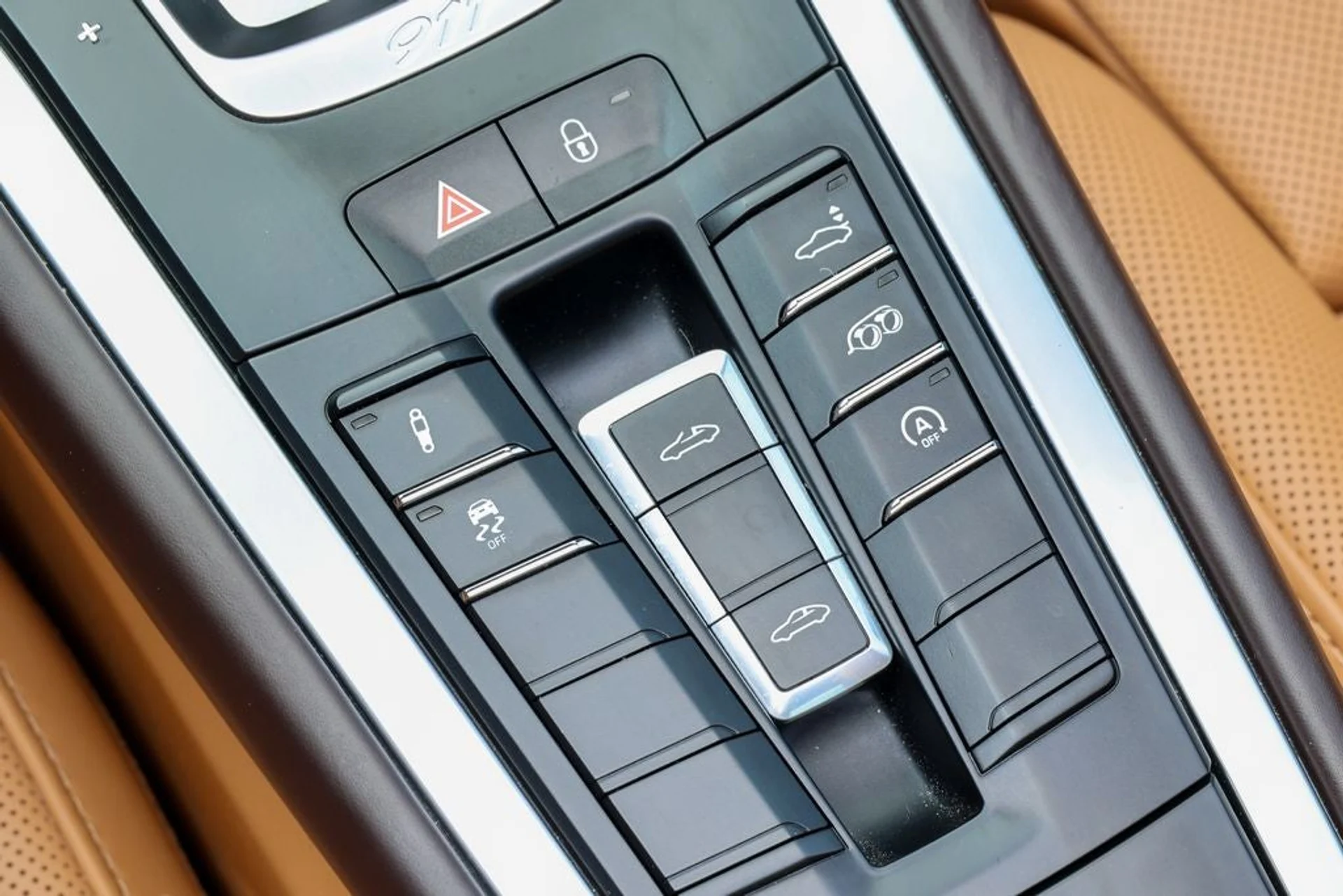 mph040_997341566_41_cda2e8cf59