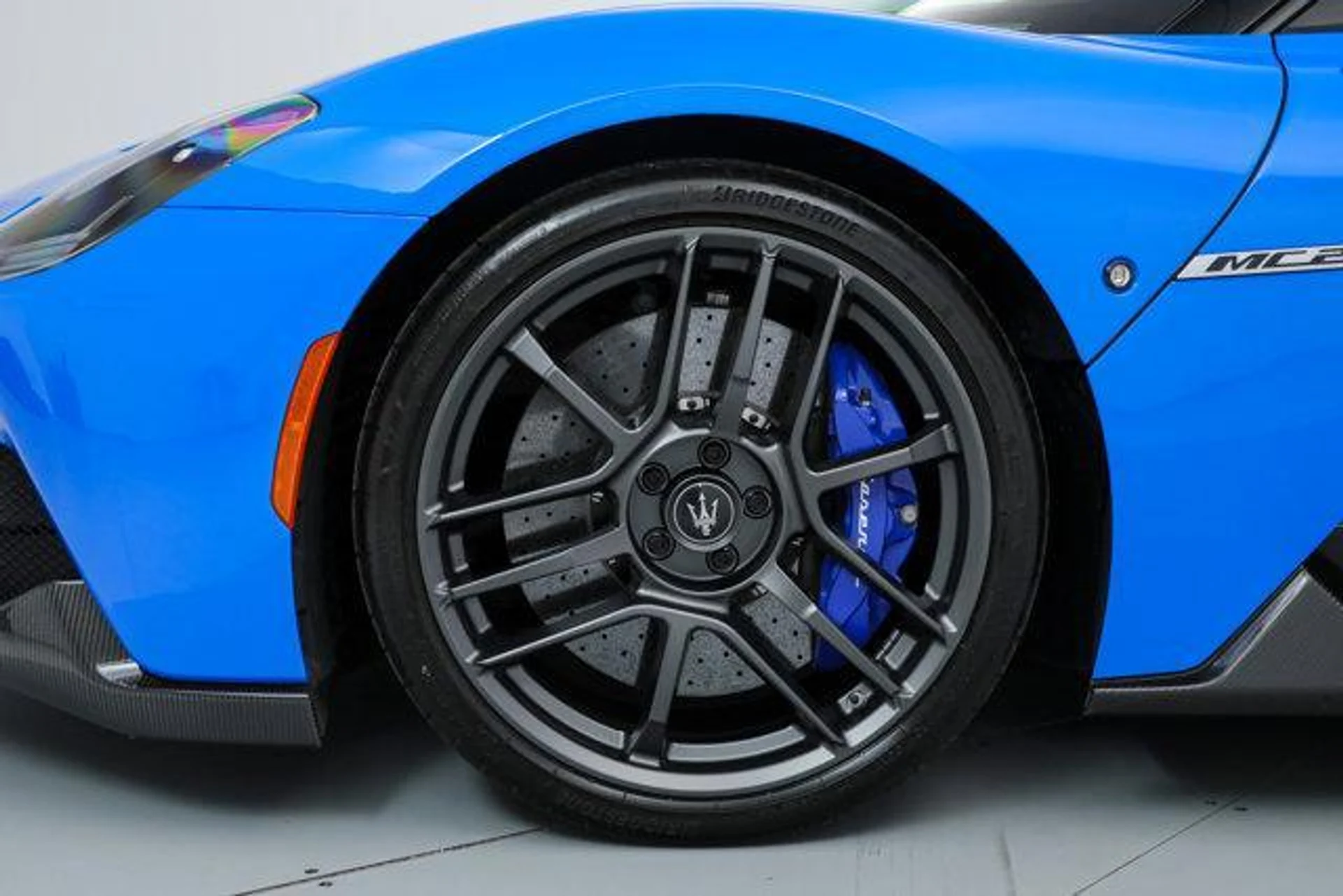 mph041_1025295203_g_hflaa9_Ik_Owq_Ju_F8_Vlkq_R81z_G8_9d24e69637