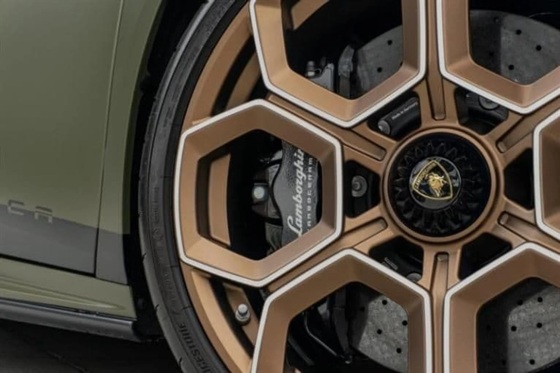 mph041_1029191194_b3c1ecf591fef25ed4fee296ca93c3fbx_1856fc5a81