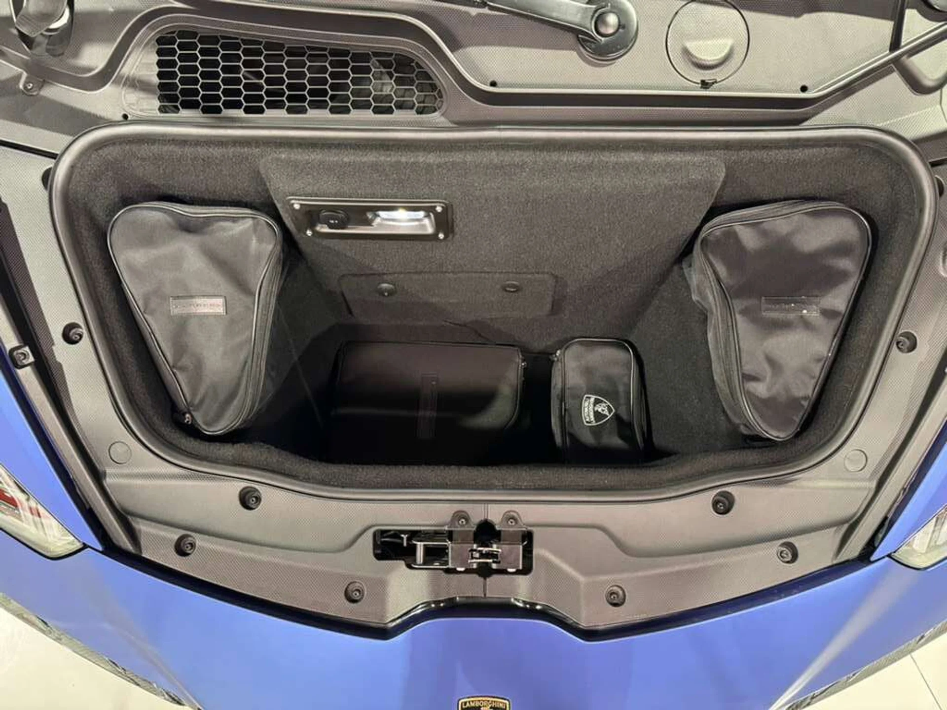 mph041_1033215399_d111c5b41b655620fe9d391f5a8cccae_c96acce4af