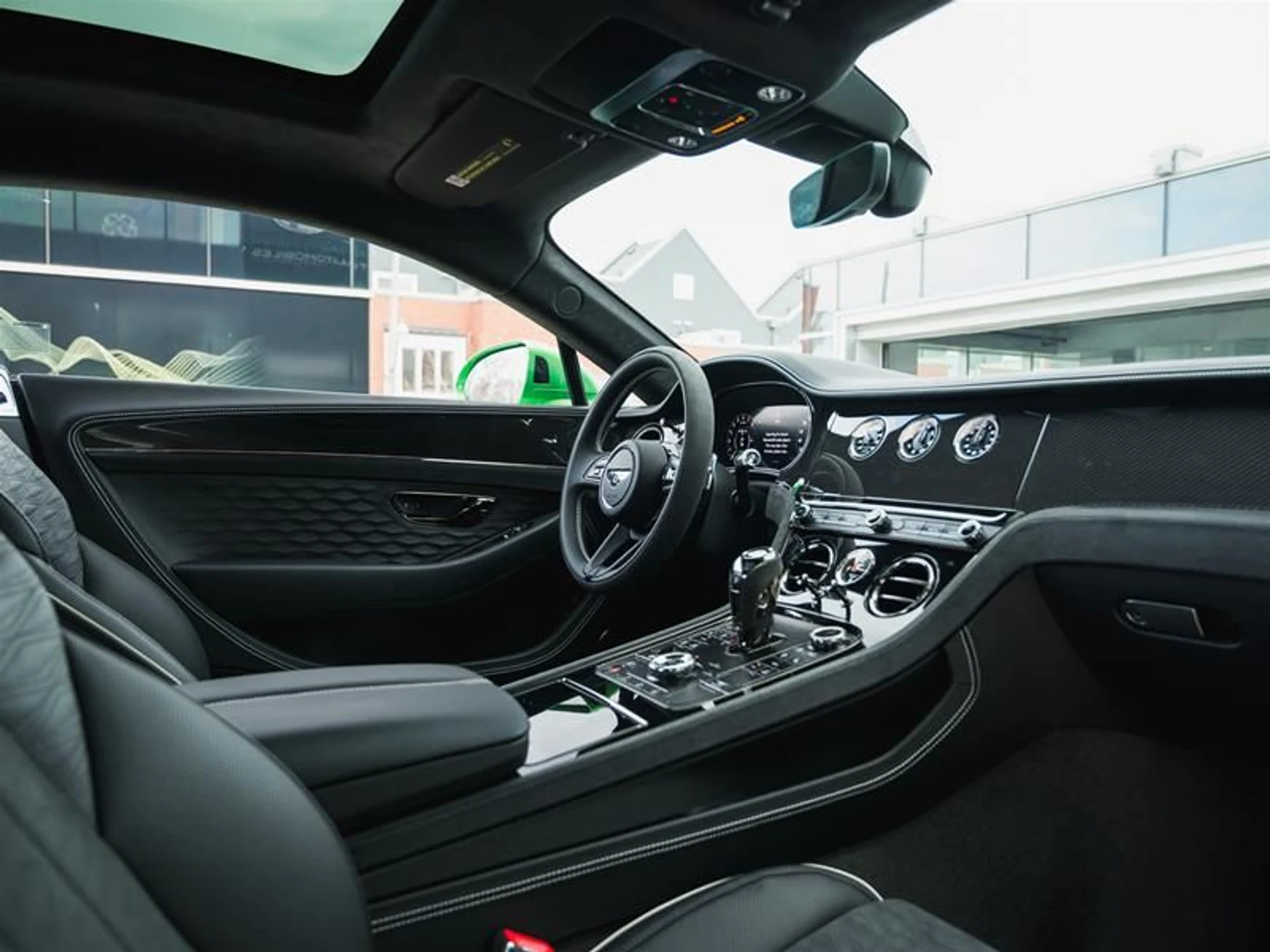 mph041_1034712194_z5qkwf2j_d411d91a38