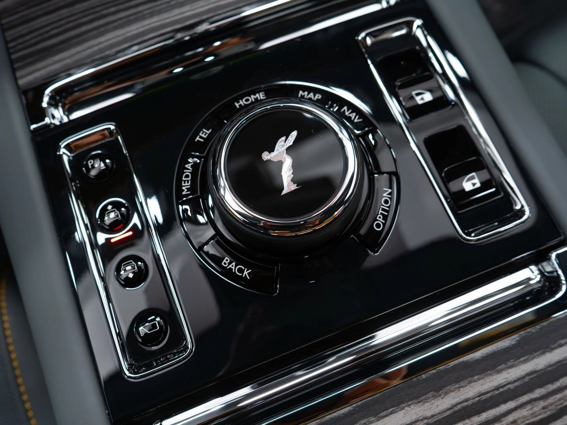 mph041_103849961_ef982c4c0b5e3e36bed9e1ae7abbf375_742d655b0e