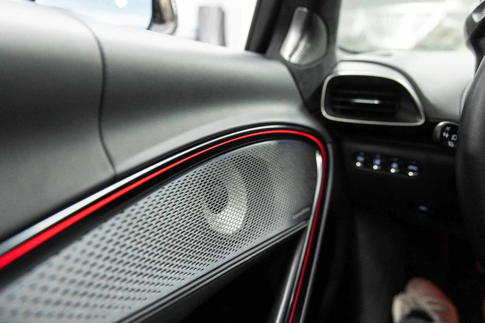 mph041_1041574741_d528c03127d2b6da4584feb45be81ebfx_00c5a30791