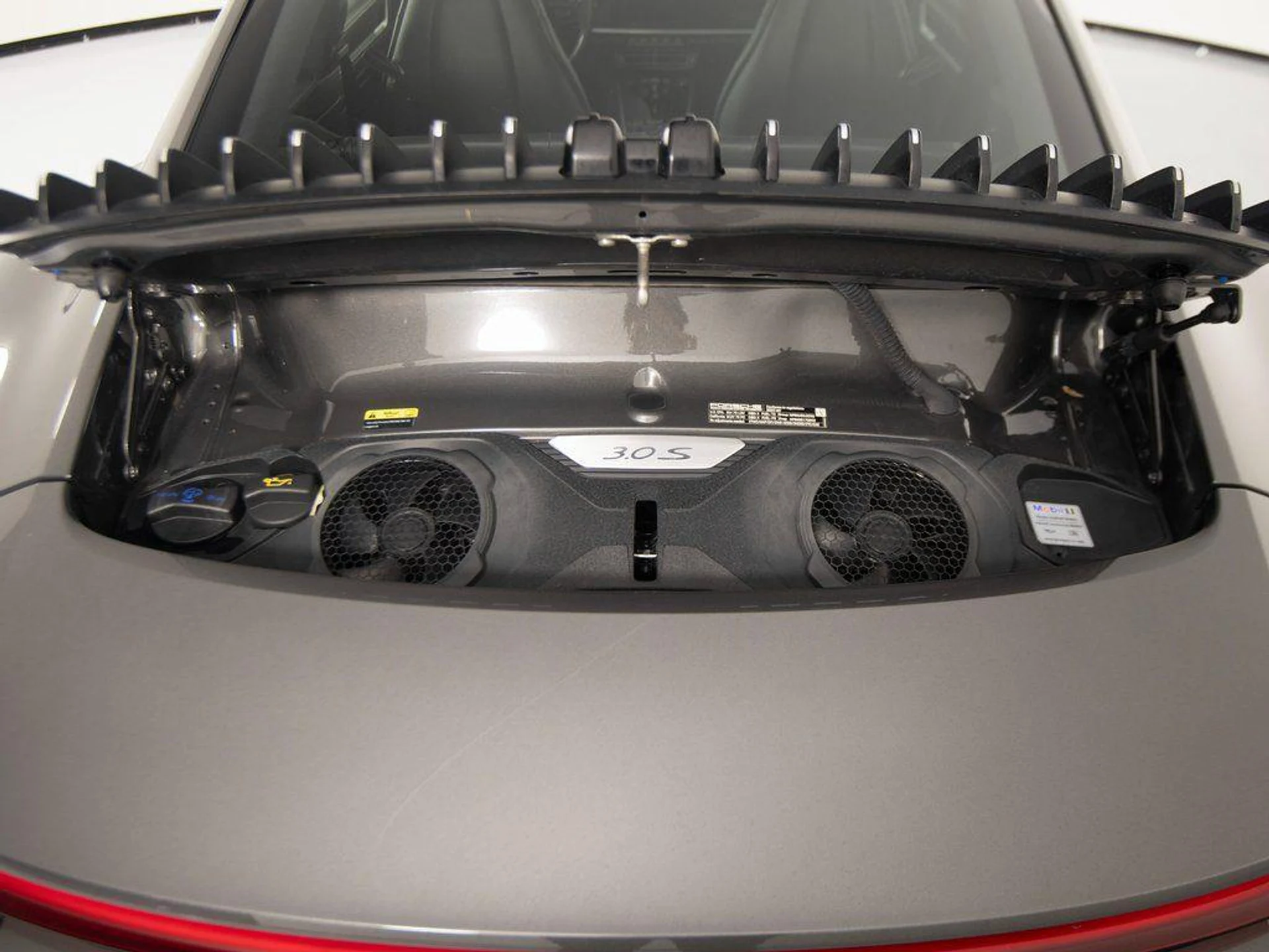 mph041_1044283607_c_Fn_Bvvzt1_Ua3r_EO_Wdln_Bgb_BU_4_Rs_cbb7ddc6bf