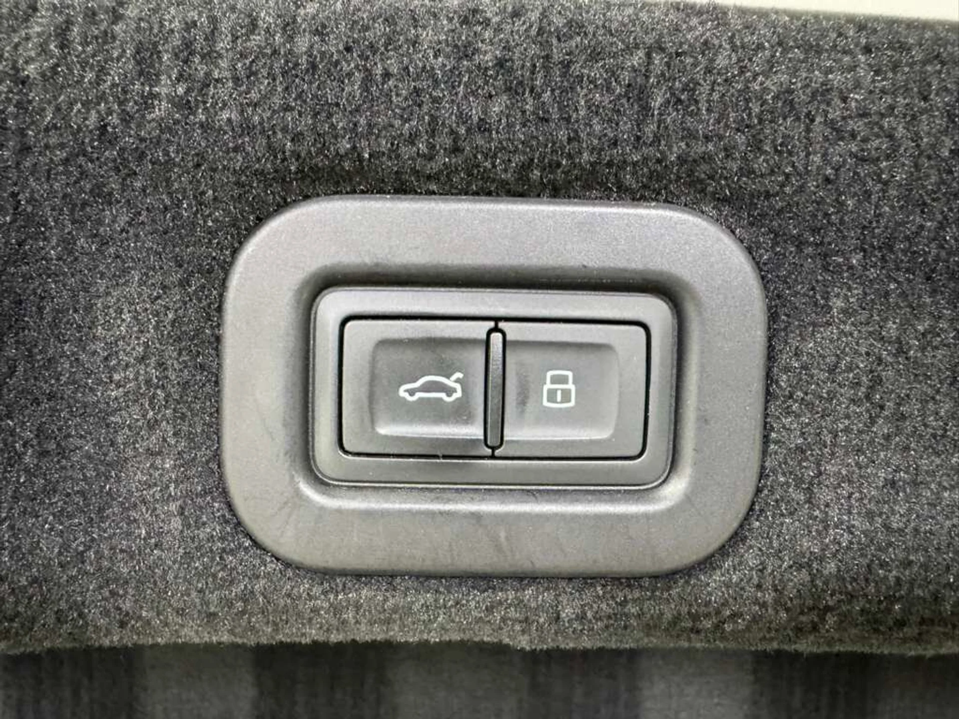 mph041_1046611109_bd4407651f7fa62c5302d69a05590d97_9714c13aab