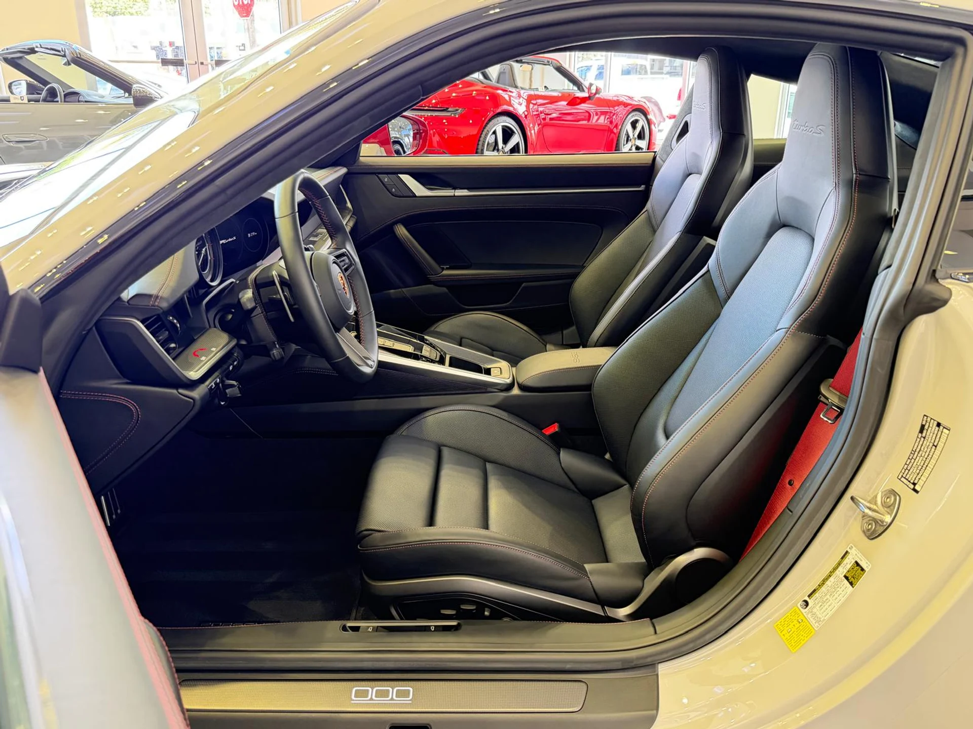 mph041_1048580747_Whats_App_Image_2026_04_08_at_5_16_28_PM_31_328634c6fb