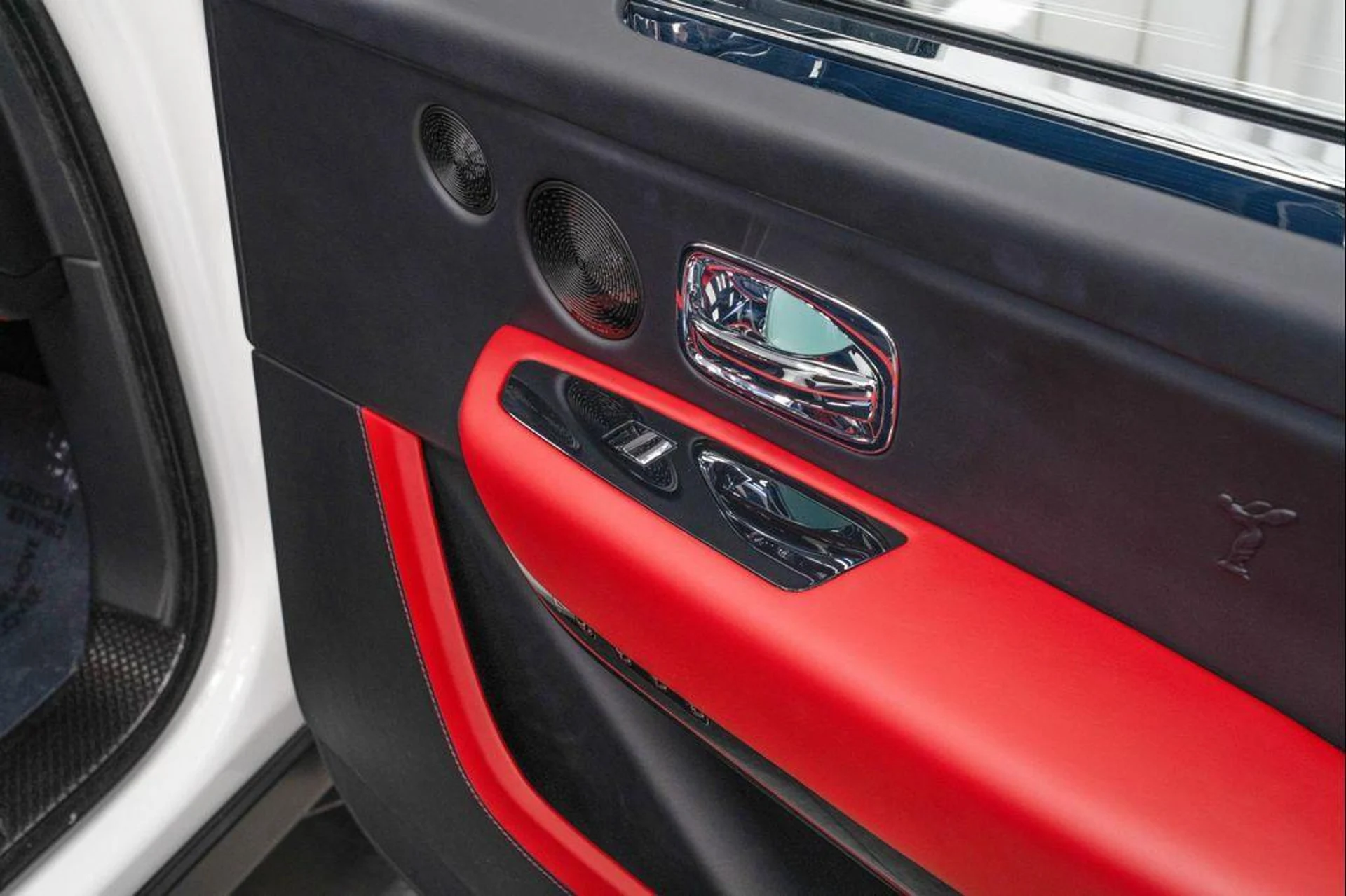 mph041_1051309131_W3_PZ_Uo_F_Da4_Jd_Lc_S3ea_Grg_Lm_L_Nk_Y_3b8a754412