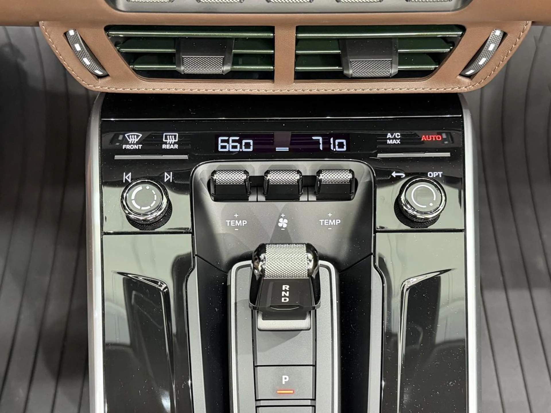 mph041_1055480542_8772d394895049ab2a391121d6642eff_1ab84a7a30