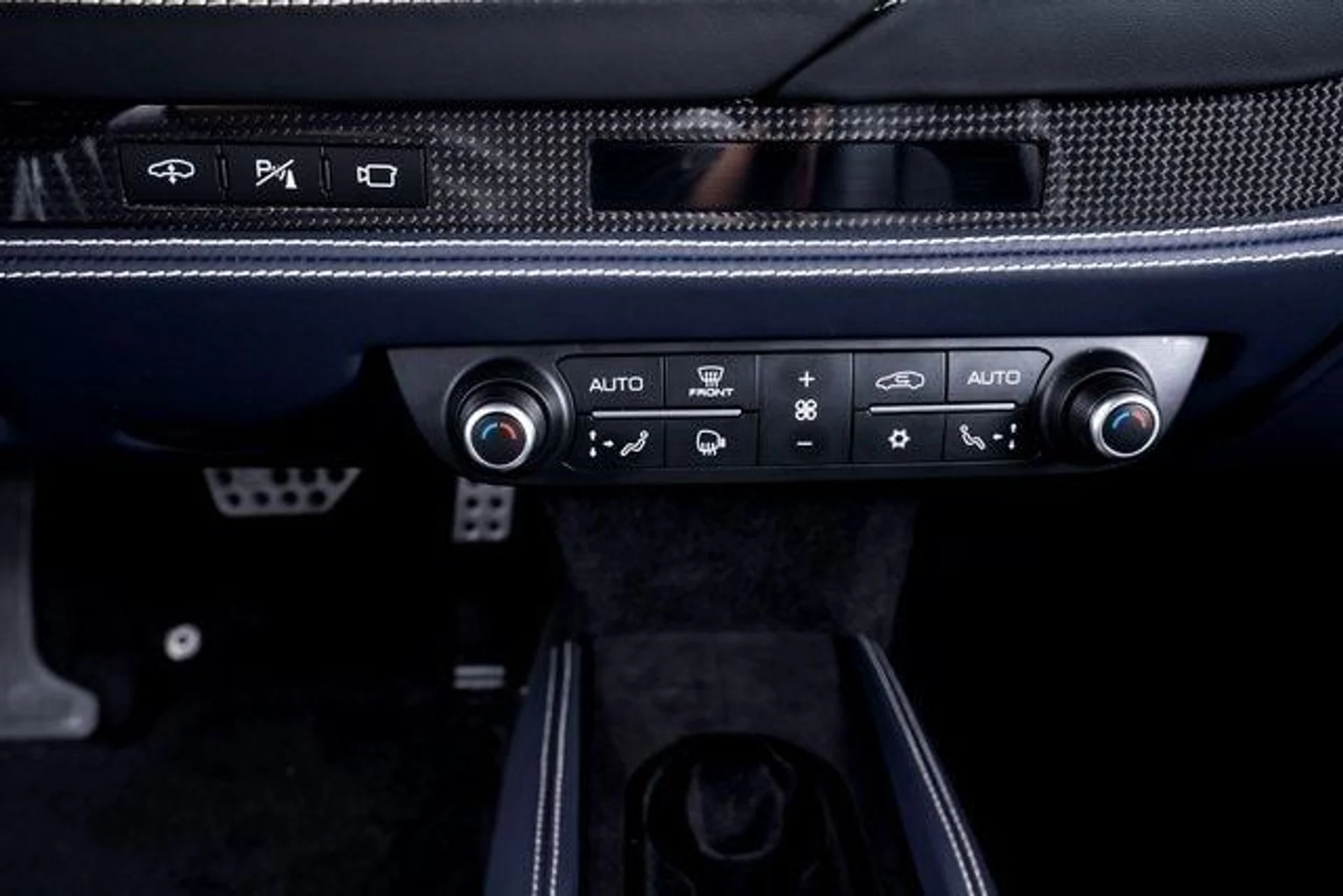 mph041_105624209_1f4c1fae3b7f9212e491058153ad512dx_a2680a8e77