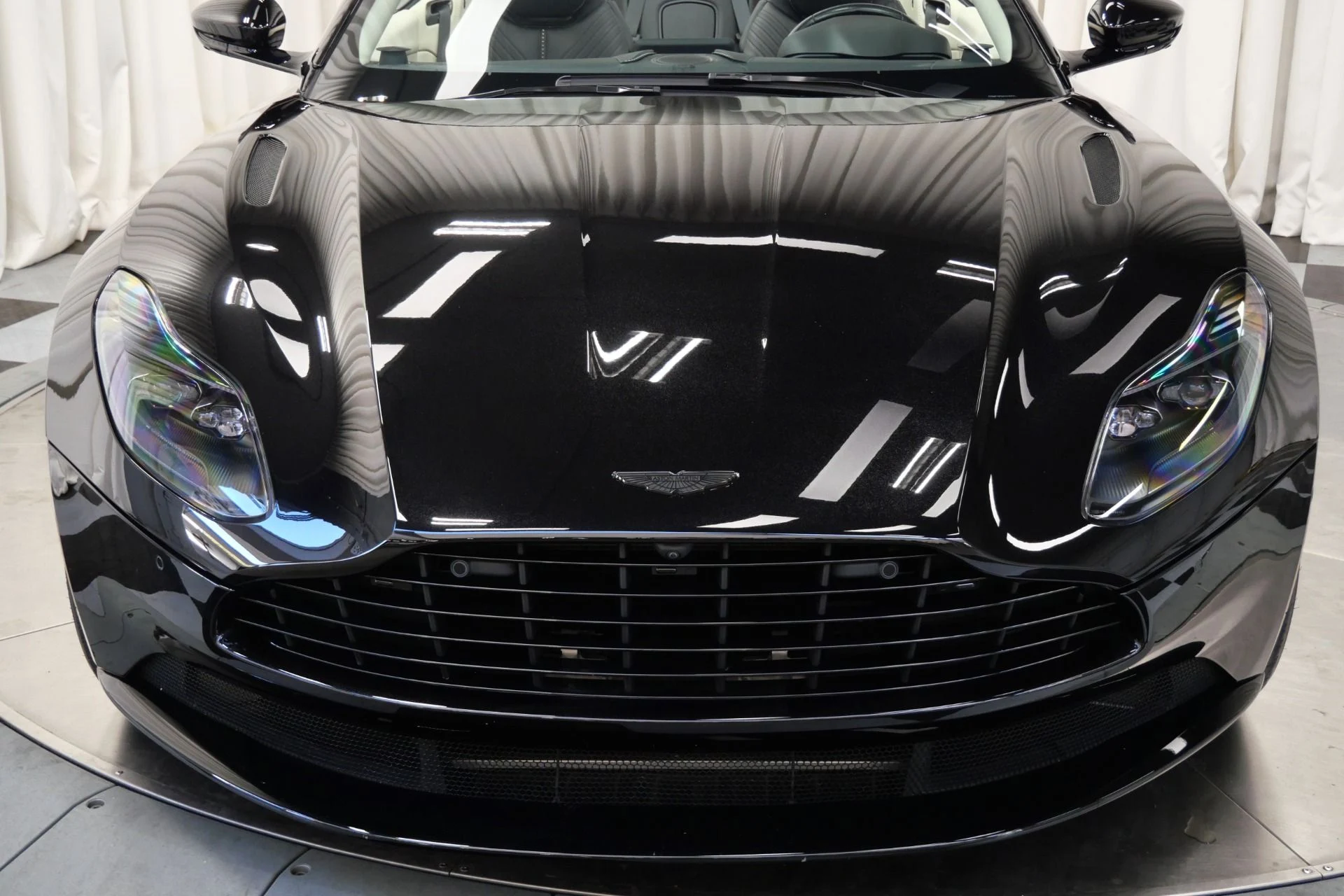 mph041_1069982755_Used_2021_Aston_Martin_DB_11_Volante_1760108226_2bf19d2937