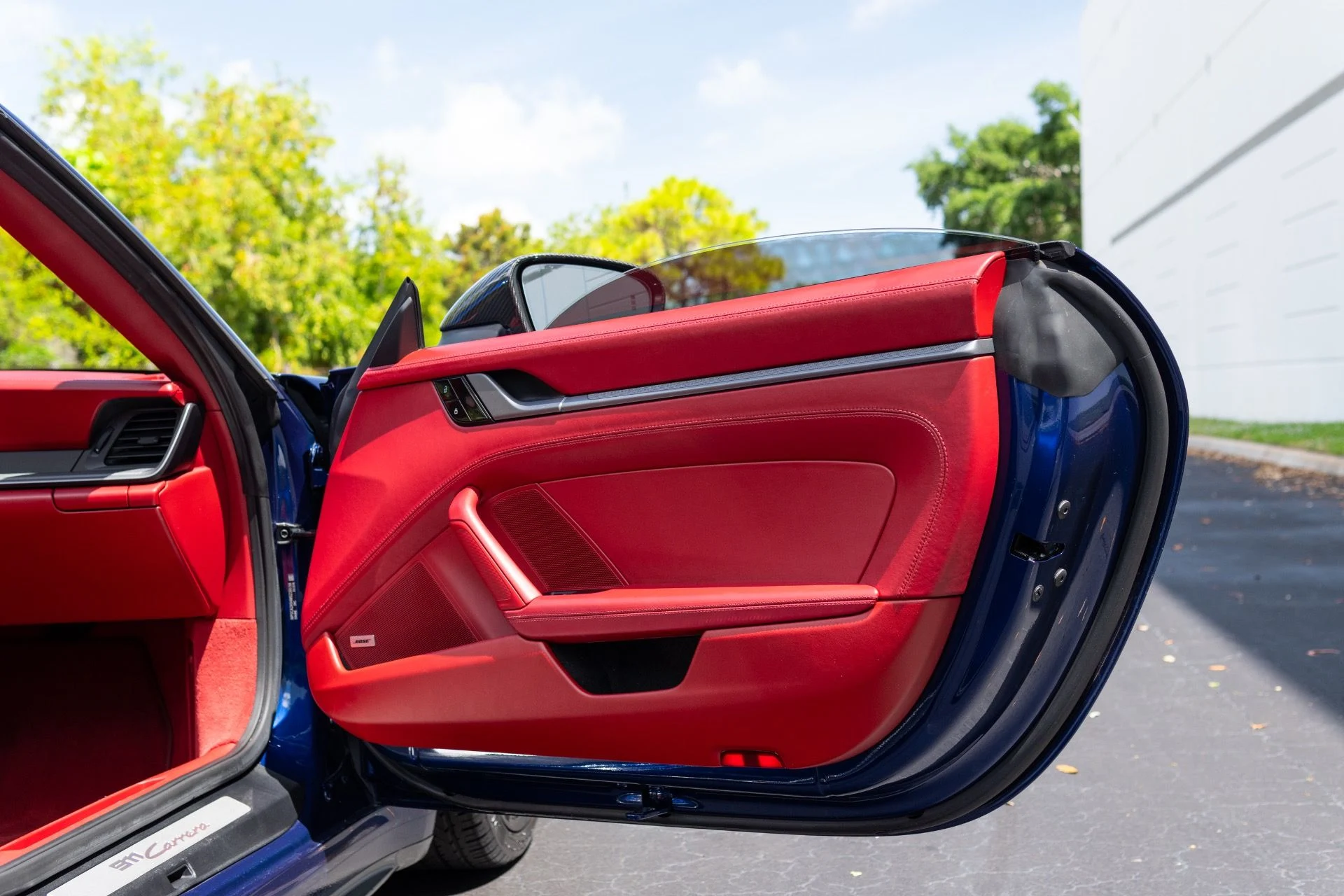 mph041_1103401180_Used_2021_Porsche_911_Carrera_1775497068_ac384bc480