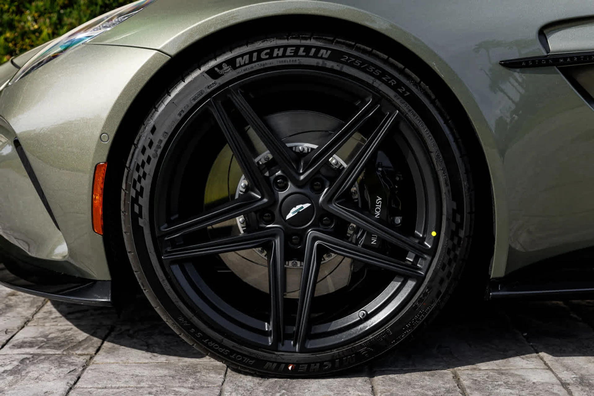 mph041_1104988385_42_dd7e81d373