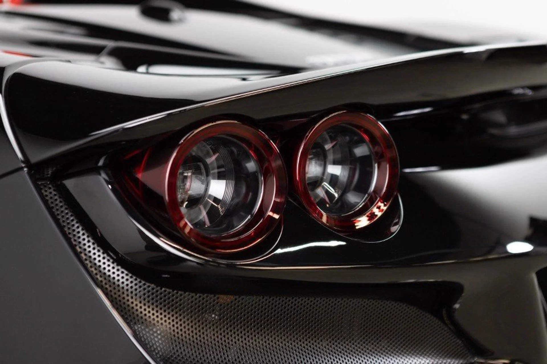 mph041_1108225793_a1870e555676415a818a69af167a2f9b_408e85c252