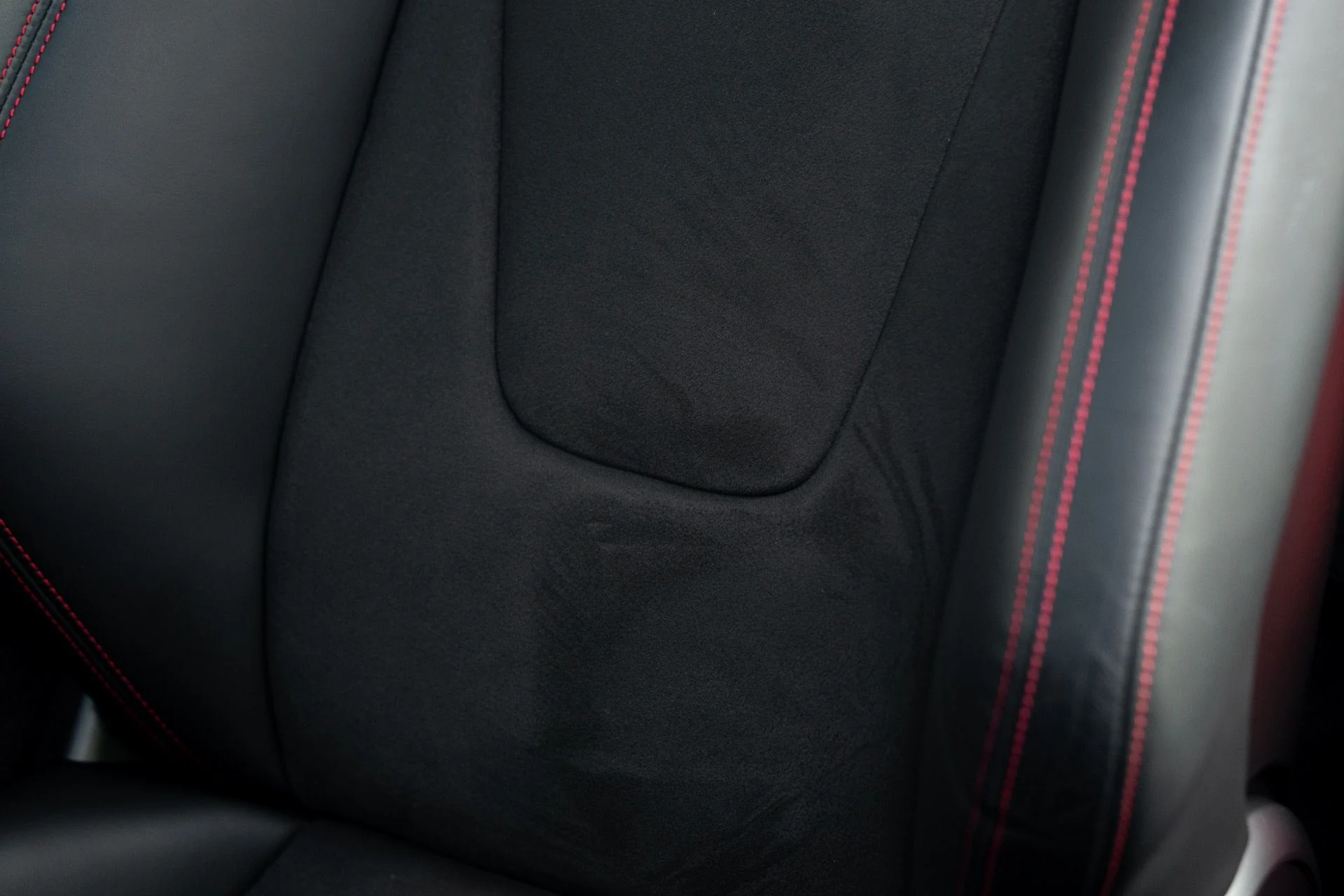 mph041_1133225455_Used_2022_Porsche_911_GT_3_w_Touring_1769199513_838d8551cf